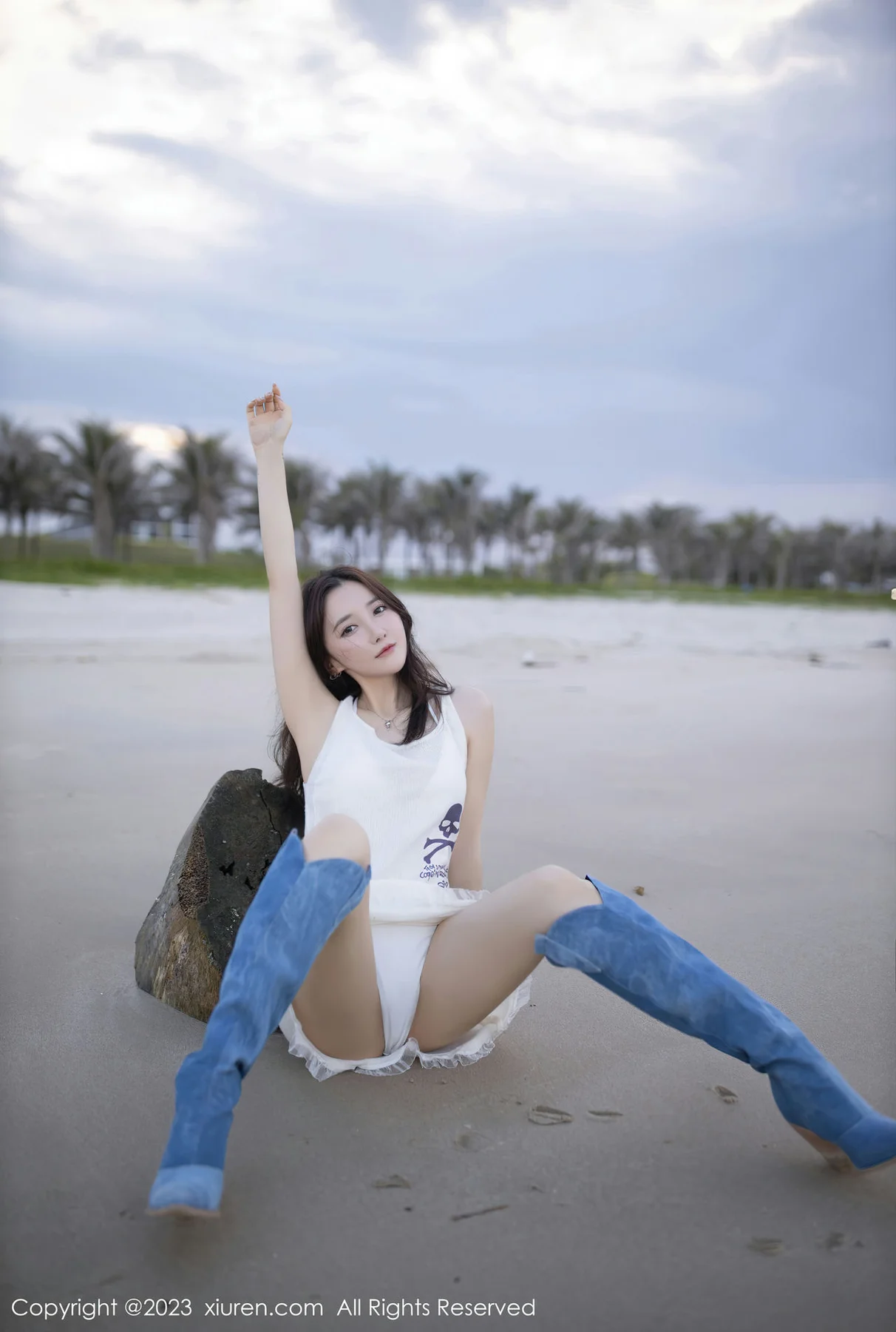 XiuRen 秀人 No.6852 鱼子酱Fish 白色比基尼巴厘岛旅拍1 - 10