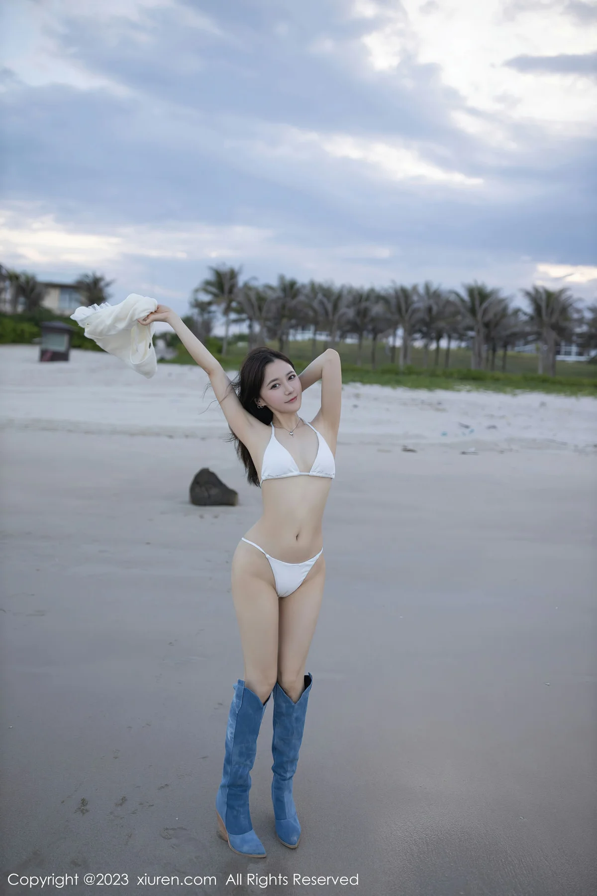 XiuRen 秀人 No.6852 鱼子酱Fish 白色比基尼巴厘岛旅拍1 - 6