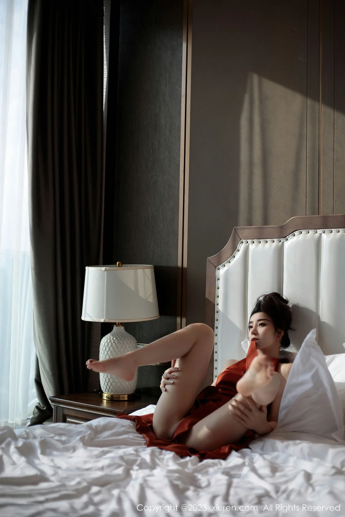 XiuRen 秀人 No.6861 苏曼兮 红色连夜短裙首套写真 - 7