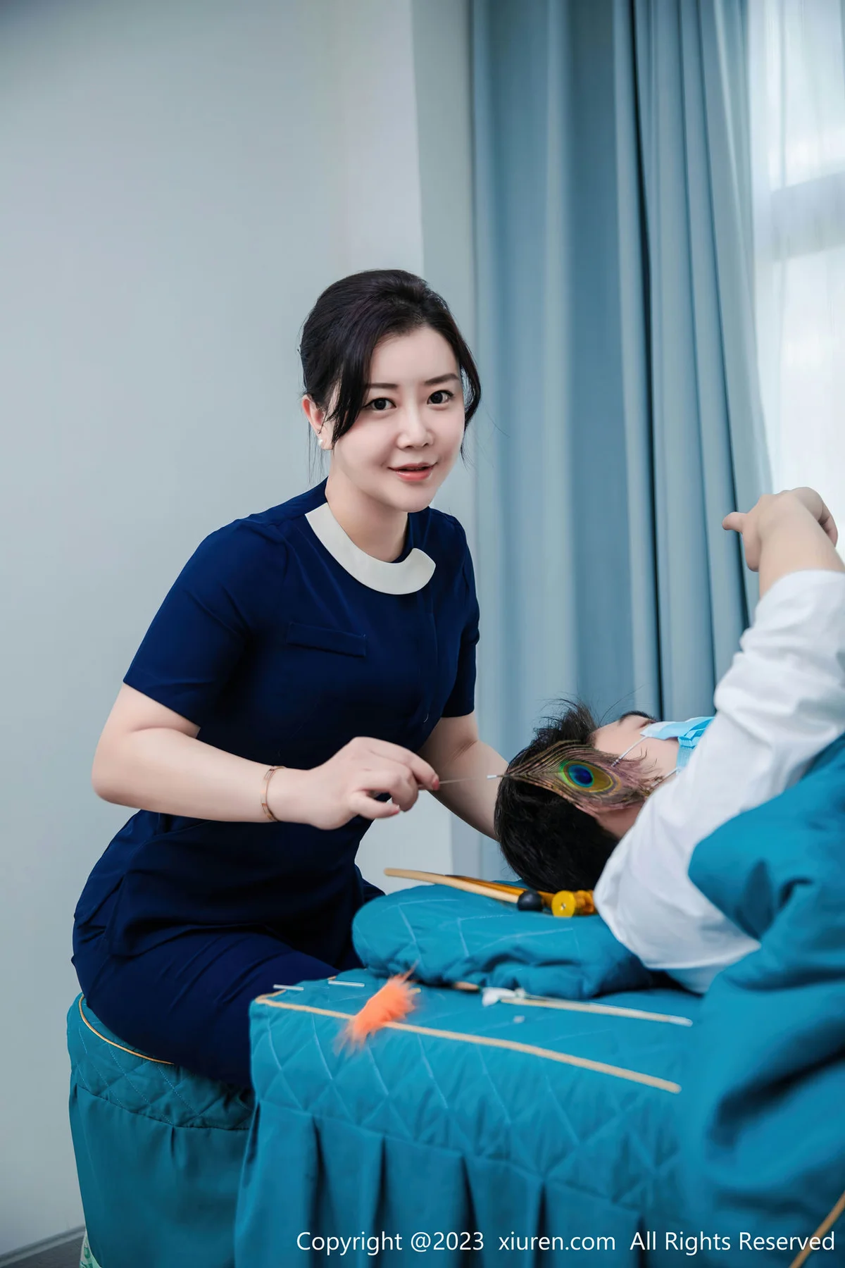 XiuRen 秀人 No.6878 王婉悠Queen 性感技师装扮性感写真2 - 3