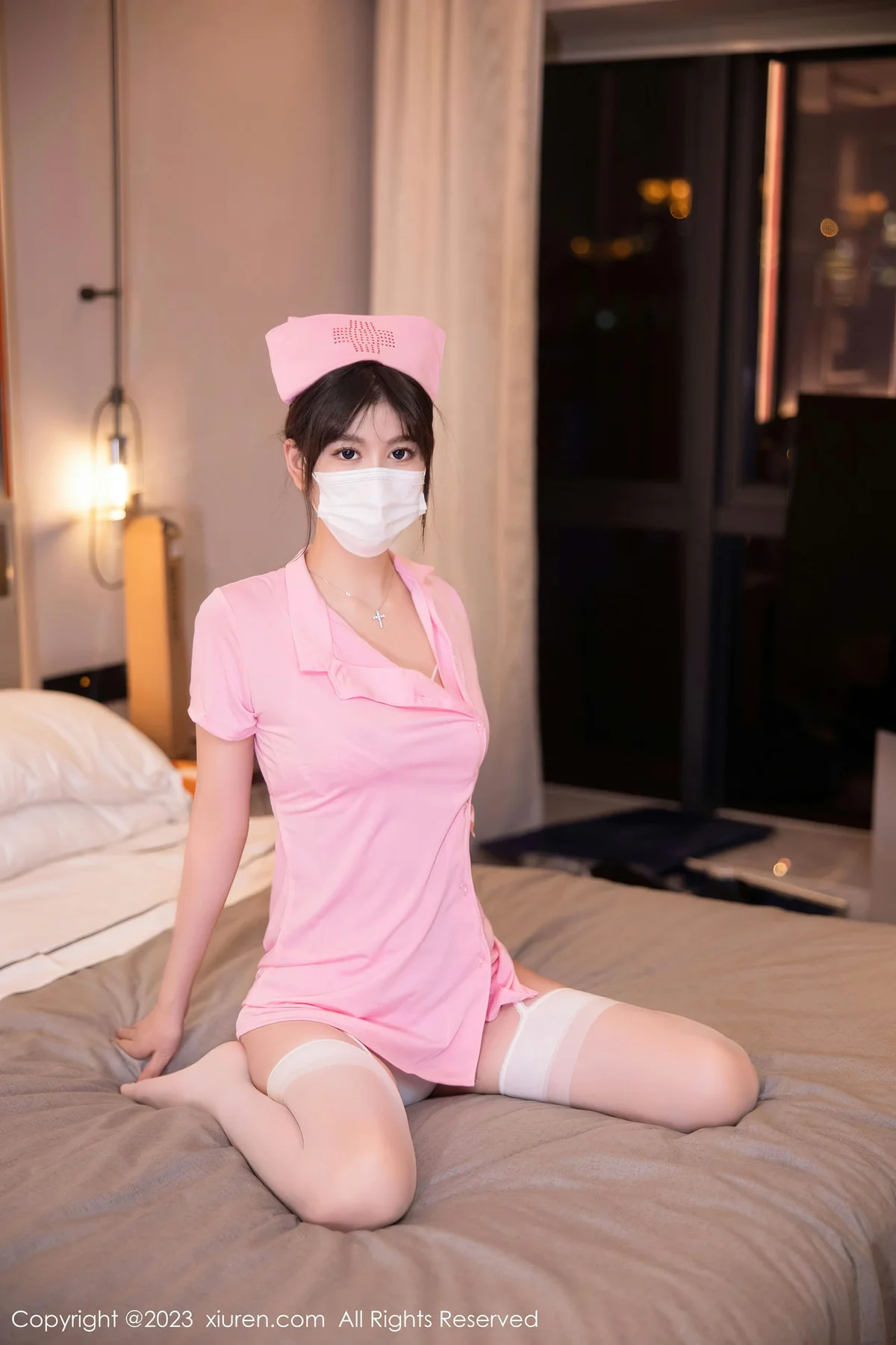 XiuRen 秀人 No.6910 李雅柔182CM 情趣护士服性感写真 - 5