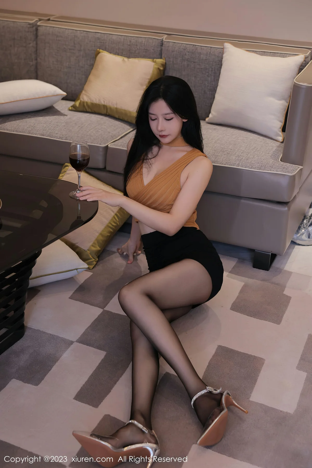 XiuRen 秀人 No.6920 尹甜甜 蕾丝内衣性感写真2 - 1