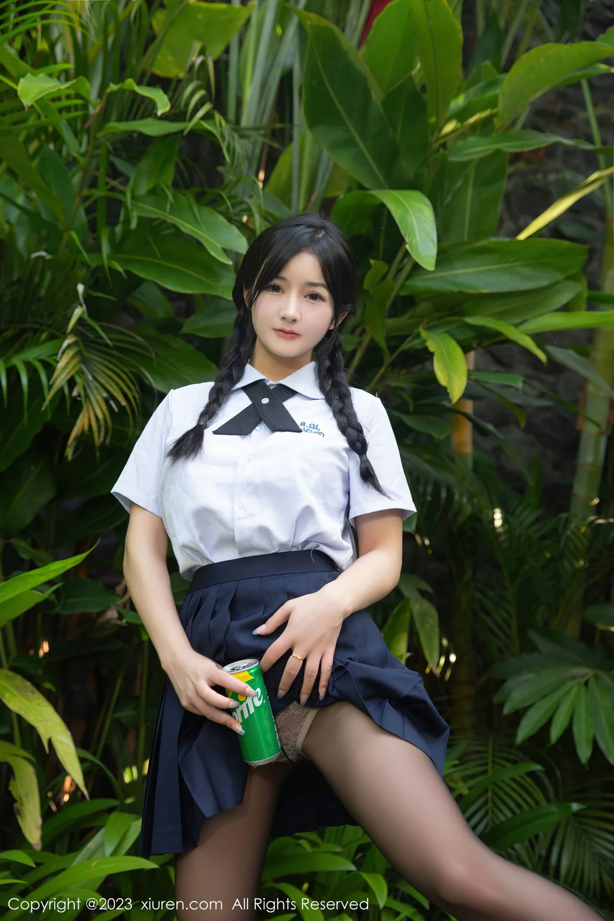 XiuRen 秀人 No.6940 谭小灵 新人学妹制服巴厘岛旅拍 - 5