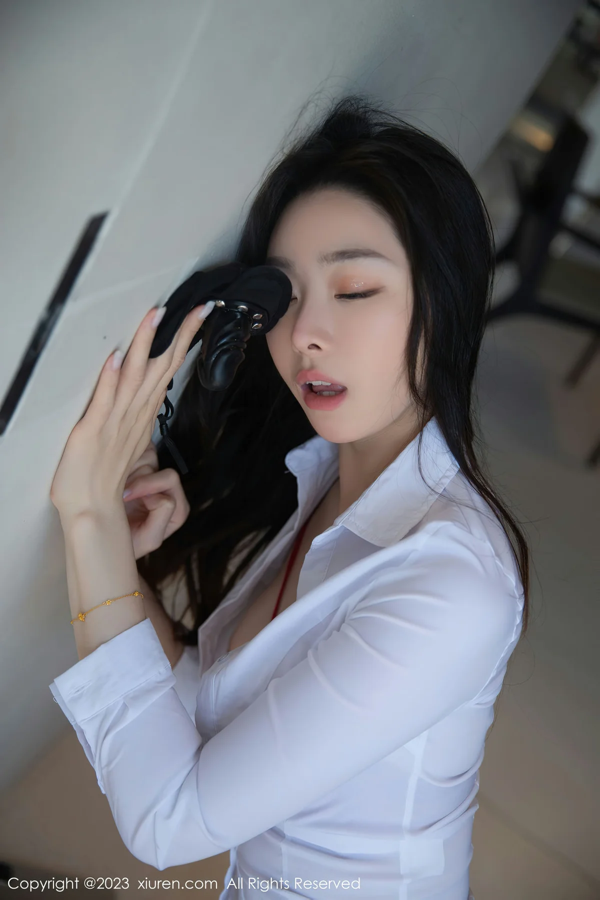 XiuRen 秀人 No.6960 是小逗逗 红色蕾丝衣巴厘岛旅拍 - 9