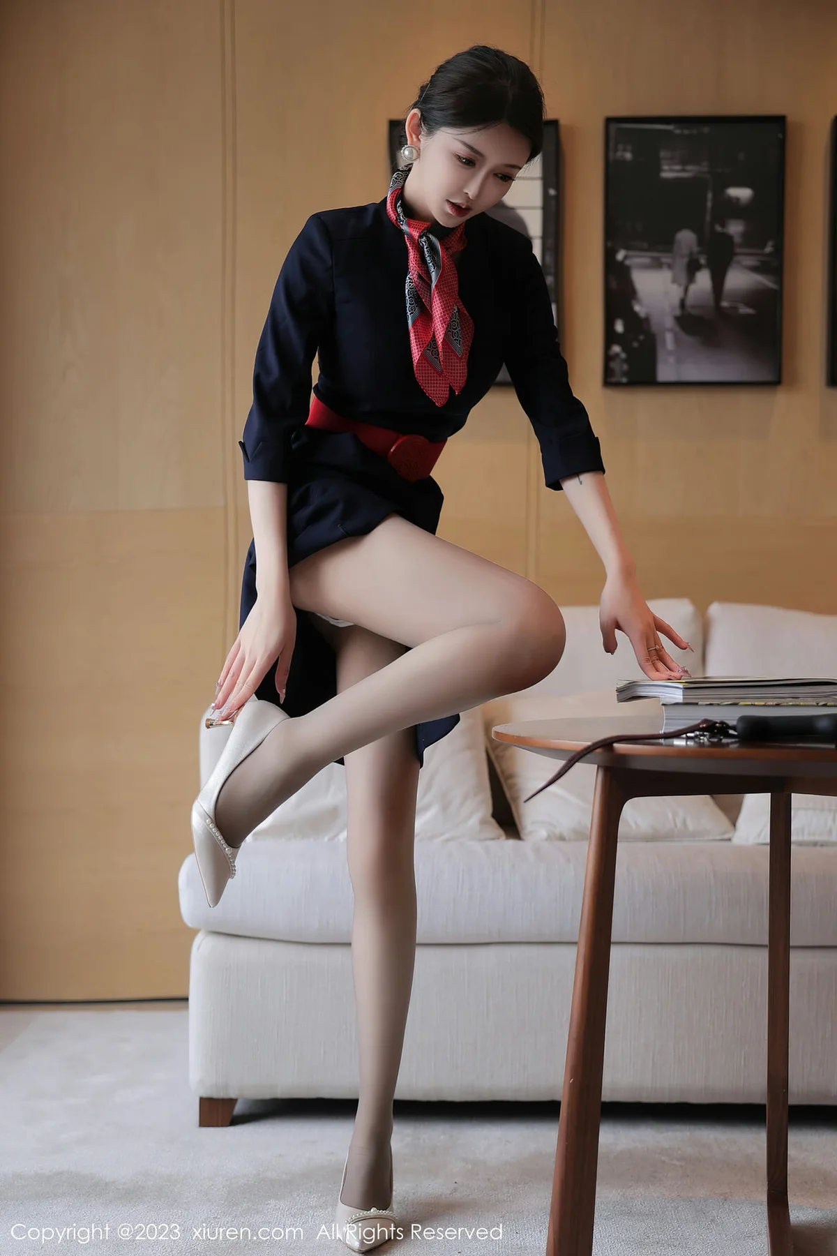 XiuRen 秀人 No.6966 玉兔miki 空姐制服性感写真33 - 1