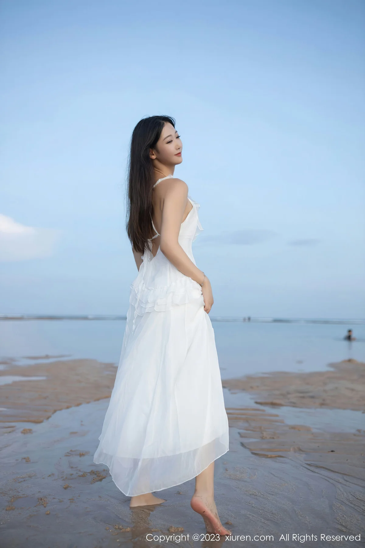 XiuRen 秀人 No.6976 唐安琪 海边沙滩场景拍摄巴厘岛旅拍11 - 1