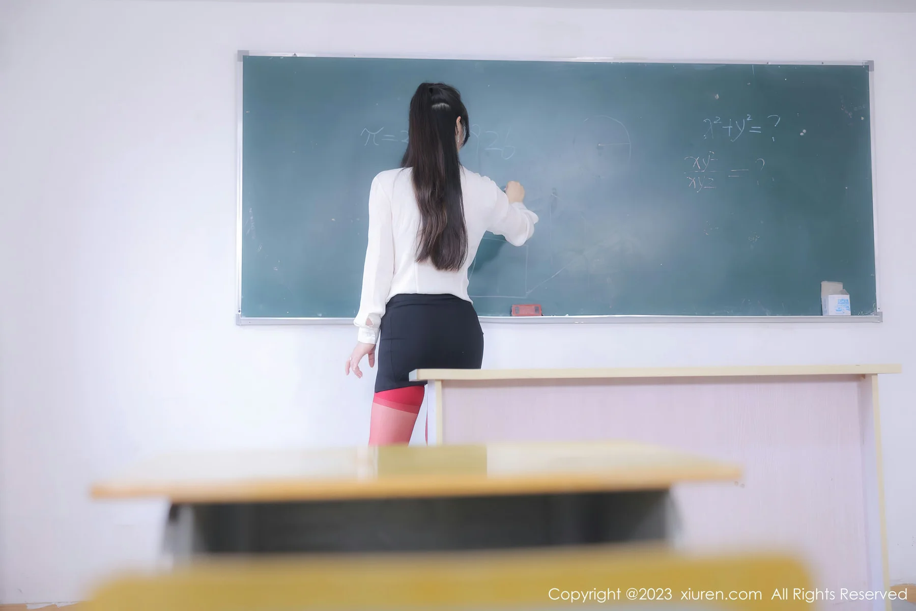 XiuRen 秀人 No.6980 诗诗kiki 教师角色扮演性感写真2 - 3