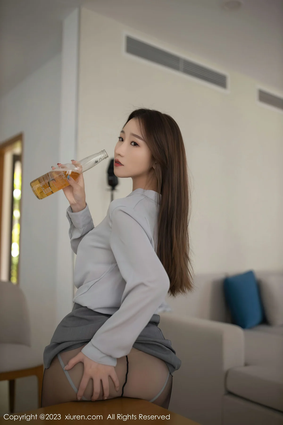 XiuRen 秀人 No.6989 杏子Yada “醉酒”主题拍摄性感写真1 - 10