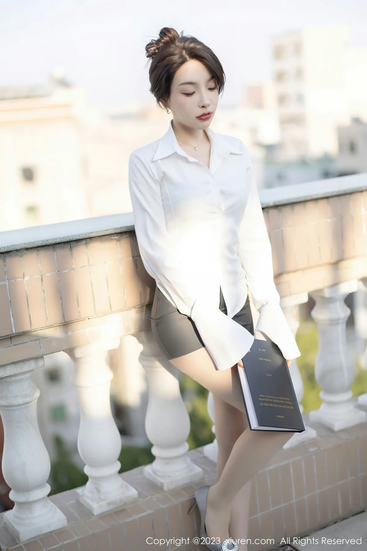 XiuRen 秀人 No.7002 徐莉芝Booty 诱人原色丝袜海南岛旅拍22 - 1