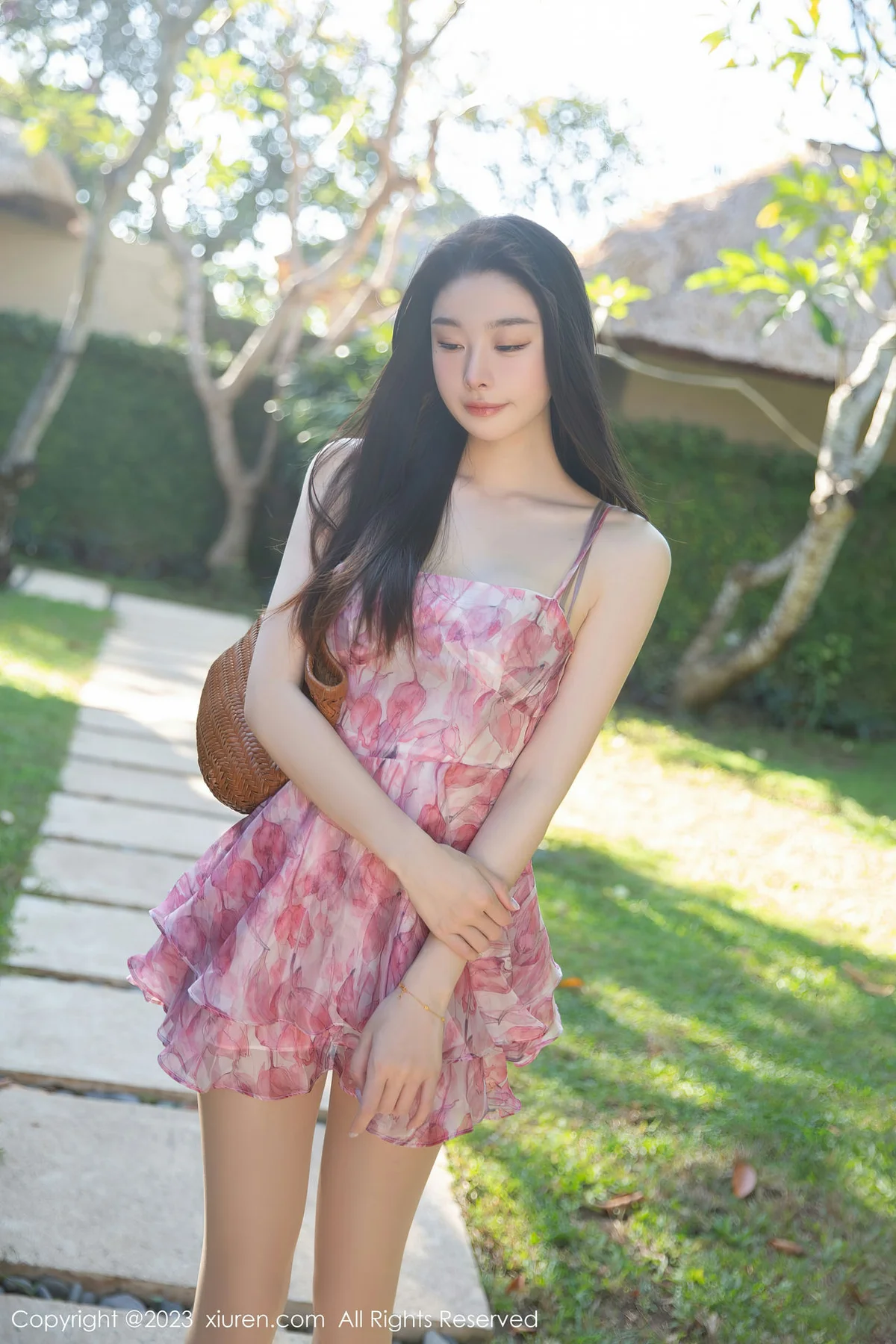 XiuRen 秀人 No.7006 是小逗逗 原色丝袜巴厘岛旅拍11 - 4