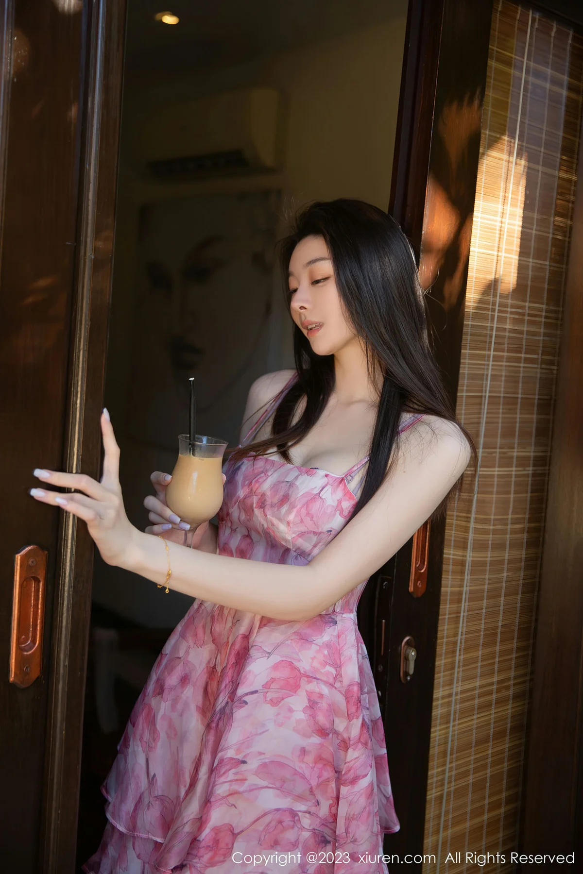 XiuRen 秀人 No.7006 是小逗逗 原色丝袜巴厘岛旅拍11 - 3