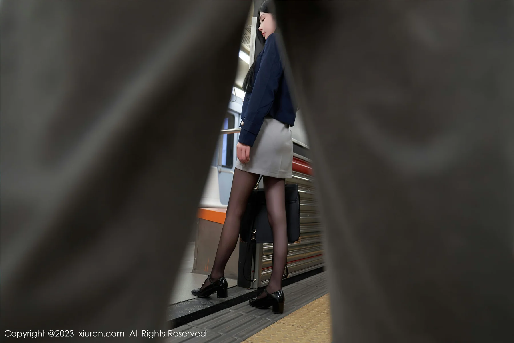 XiuRen 秀人 No.7086 周于希Sally 主题《不能说的秘密》心愿旅拍 - 7