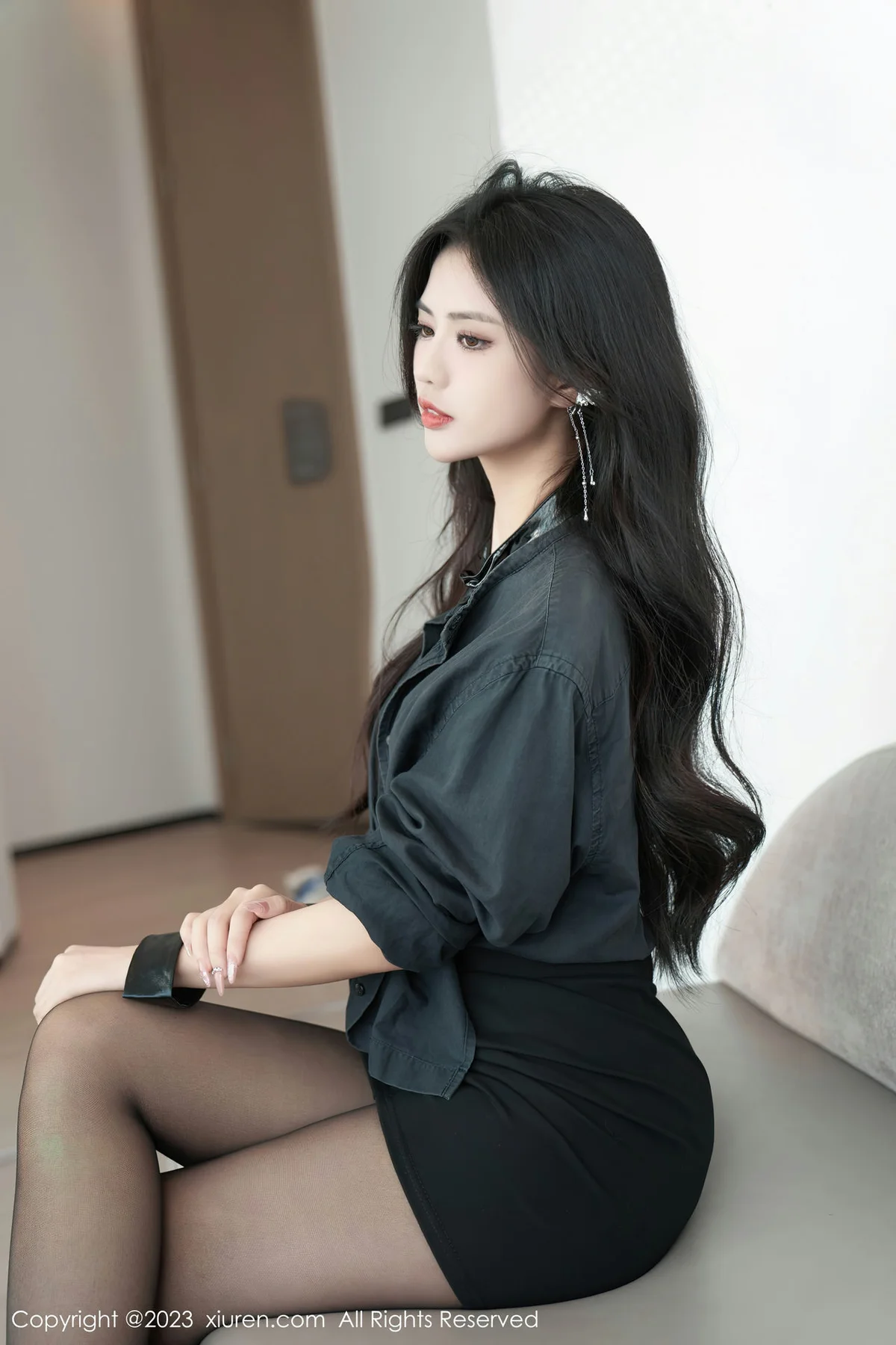 XiuRen 秀人 No.7100 浅浅Danny 黑色情趣性感写真 - 2