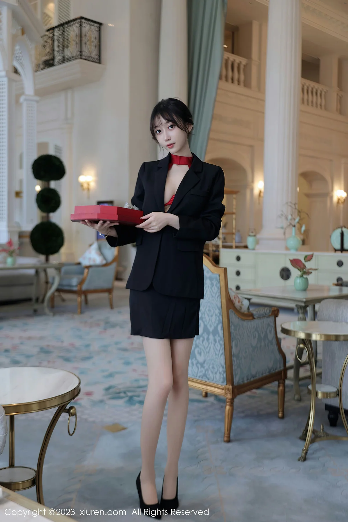 XiuRen 秀人 No.7102 玥儿玥er 红色情趣杭州旅拍 - 2