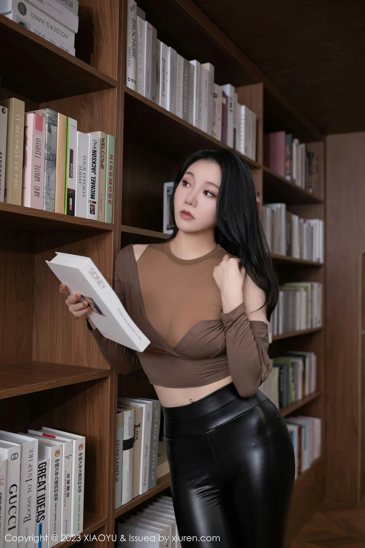 XiuRen 秀人 No.7133 808 安然anran 图书馆场景拍摄性感写真1 - 3