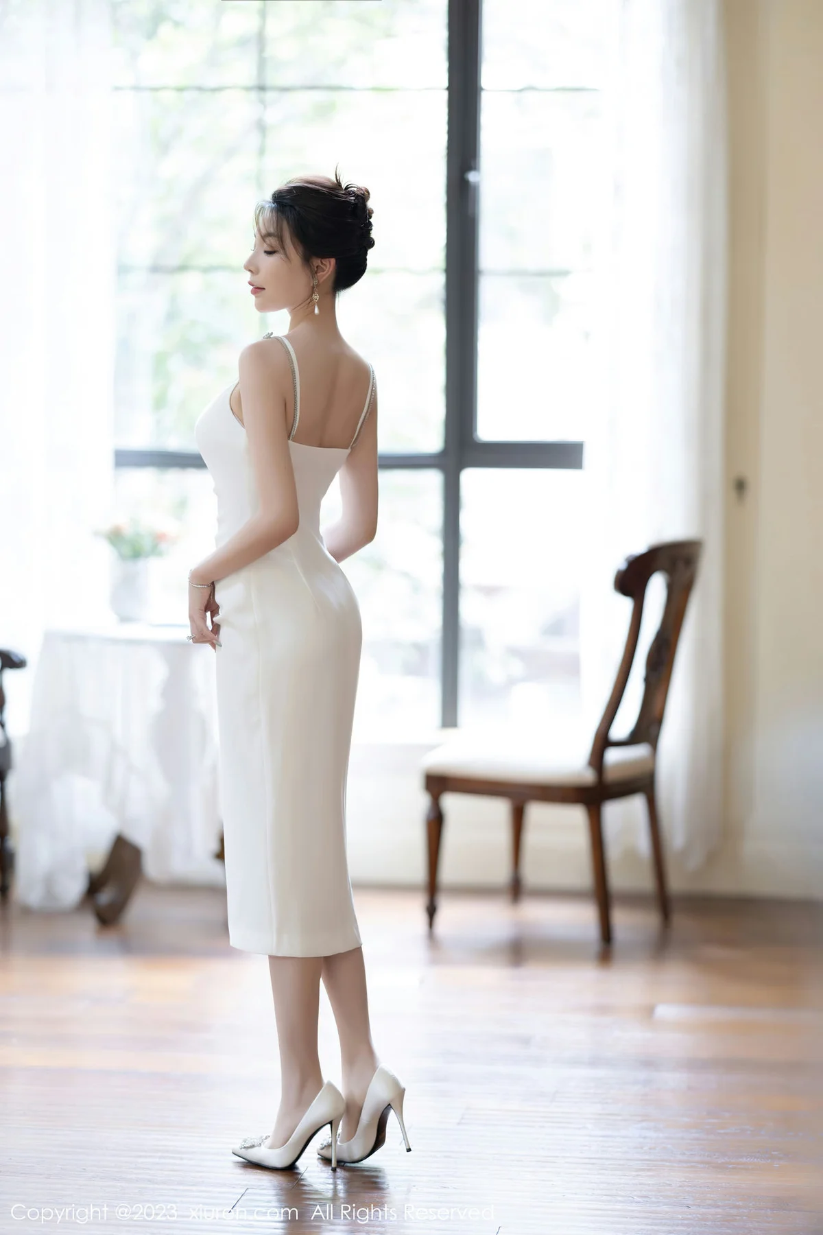 XiuRen 秀人 No.7155  徐莉芝Booty 白色蕾丝性感写真1 - 3