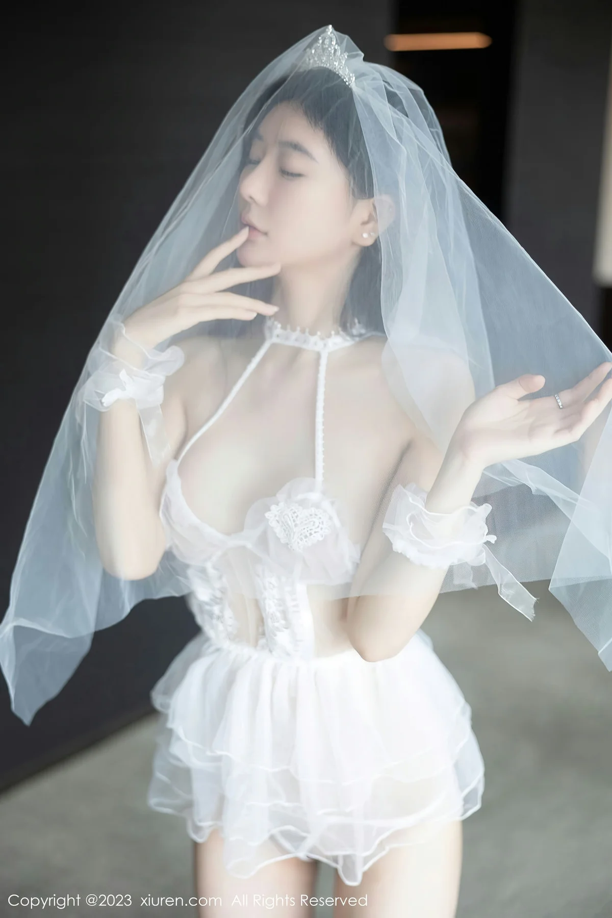 XiuRen 秀人 No.7165  幼幼 情趣婚纱服饰性感写真111 - 6