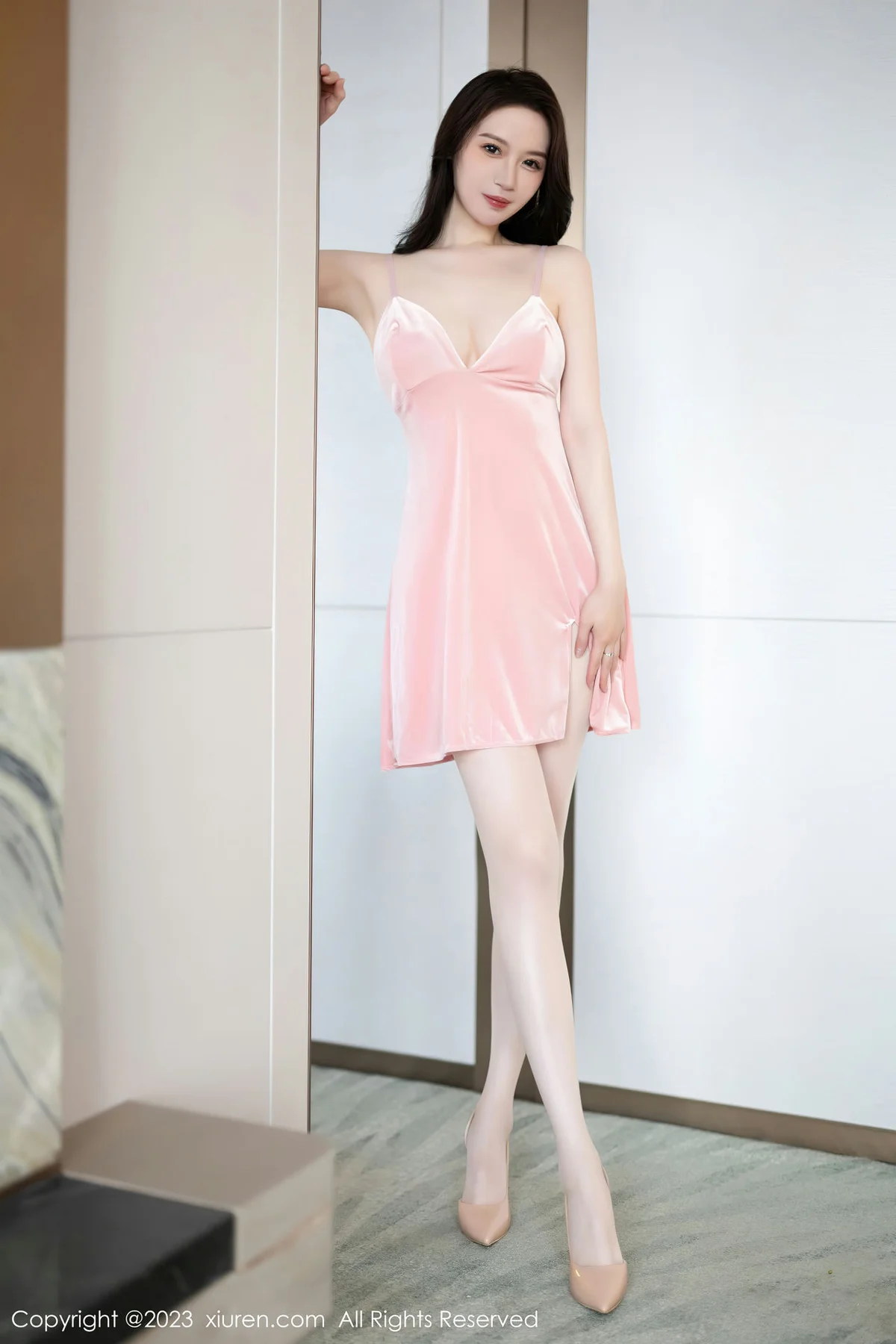 XiuRen 秀人 No.7182  梦心玥 吊带短裙性感写真2 - 1