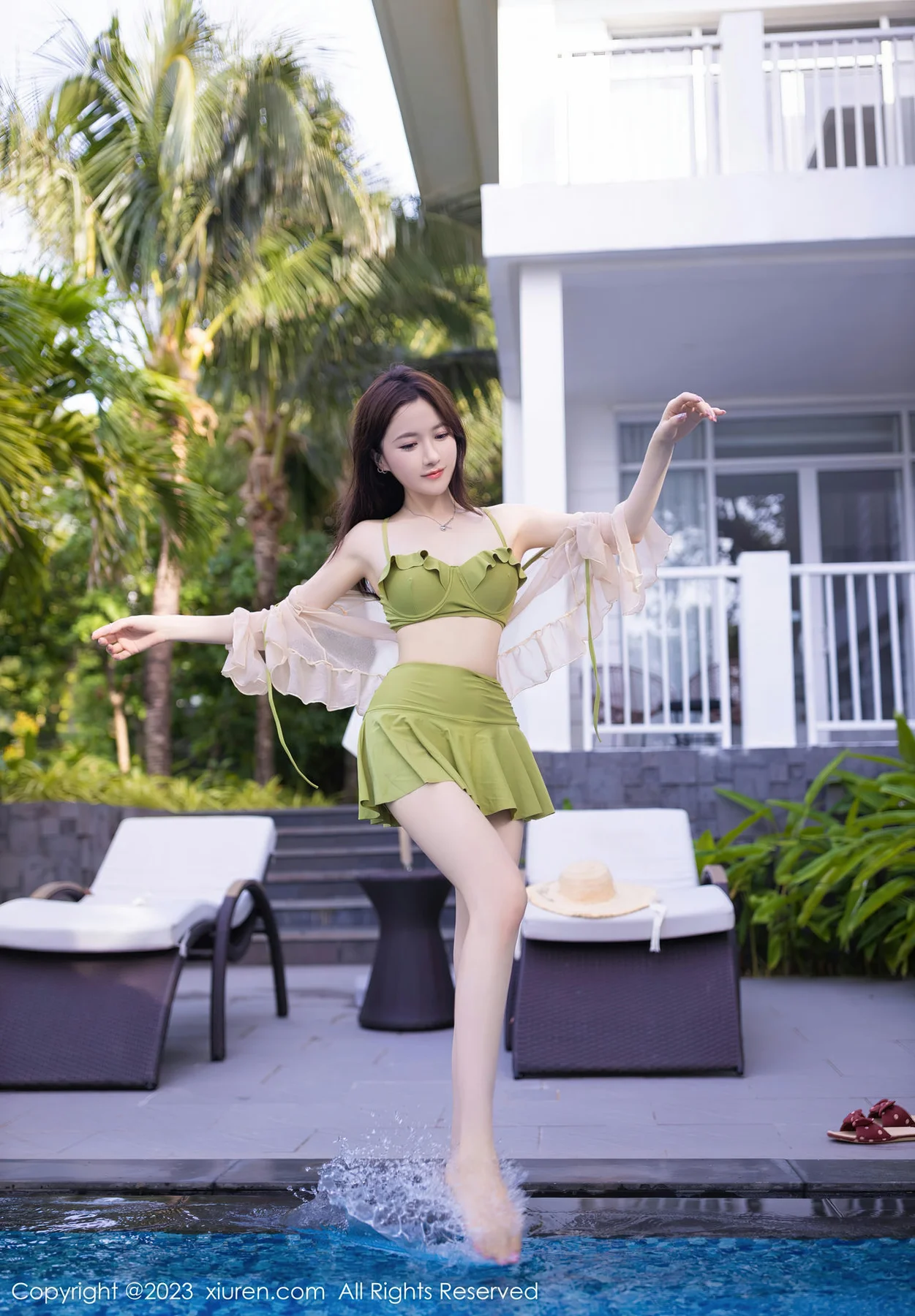 XiuRen 秀人 No.7189  鱼子酱Fish 果绿色服饰泰国旅拍11 - 10
