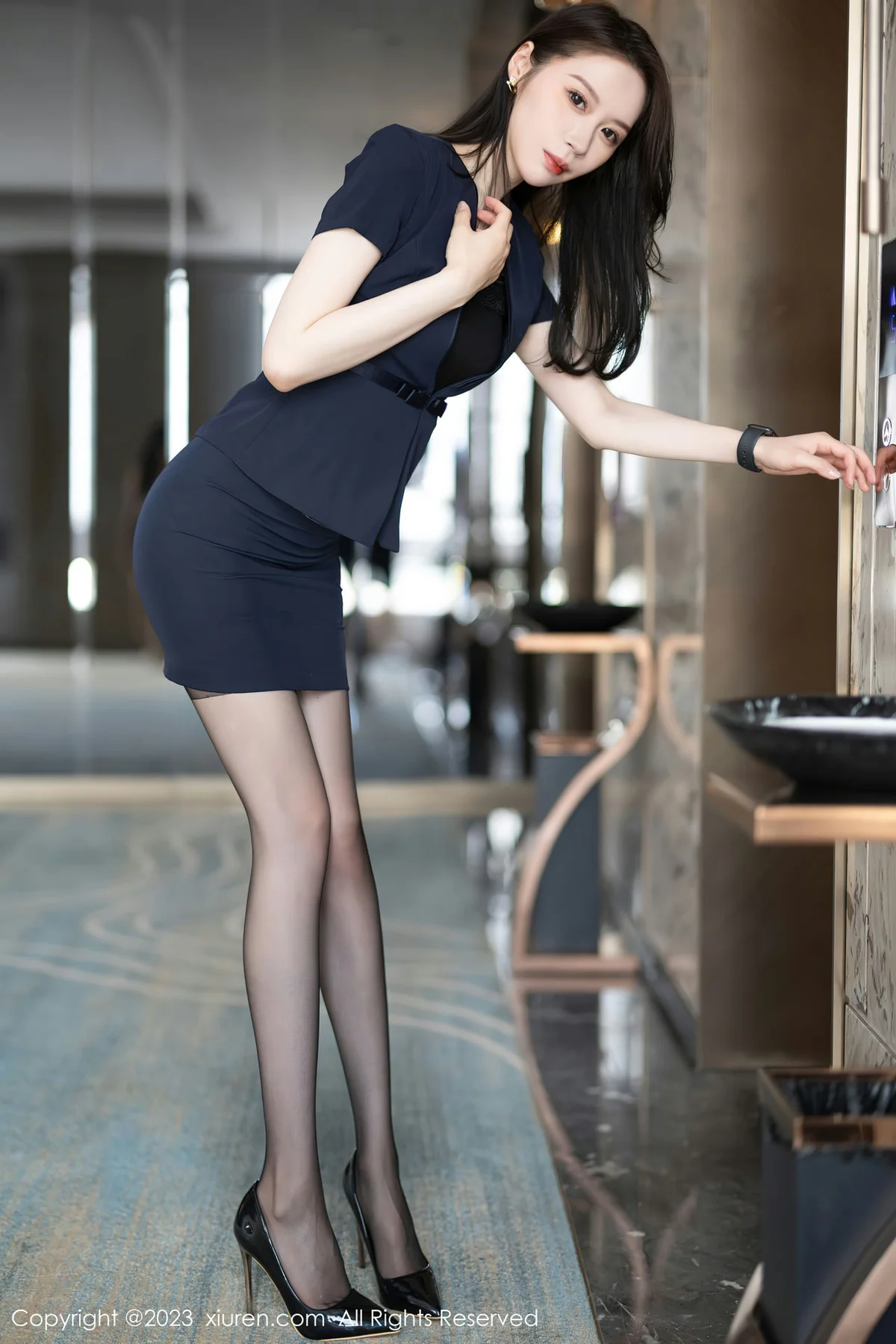 XiuRen 秀人 No.7212  梦心玥 蓝色制服性感写真22 - 4