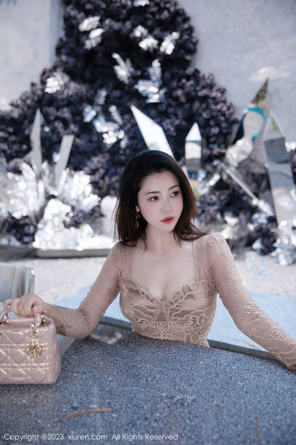 XiuRen 秀人 No.7216  严利娅Yuliya 杏色连衣长裙性感写真 - 8