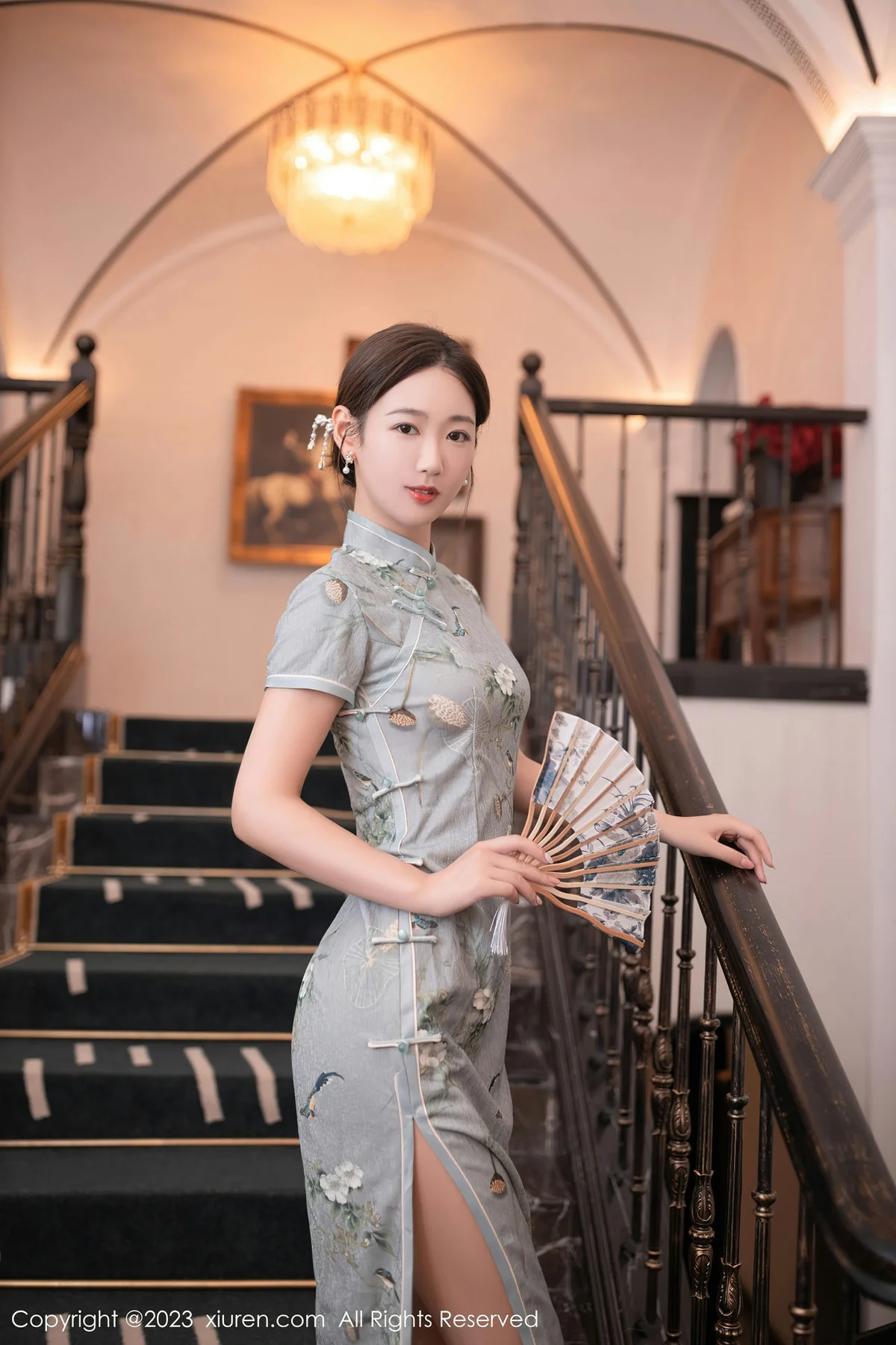 XiuRen 秀人 No.7232  唐安琪 绿灰色旗袍巴厘岛旅拍1 - 4