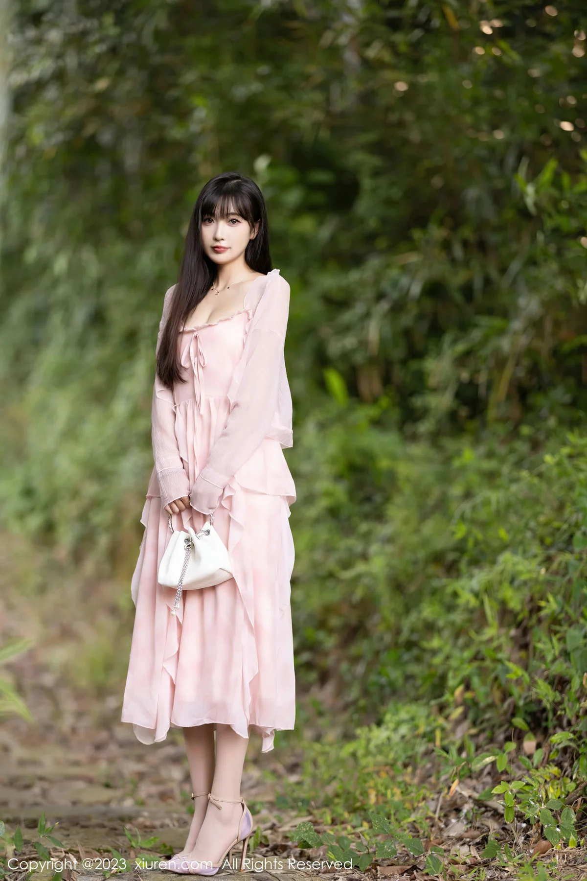 XiuRen 秀人 No.7263  林星阑 诱人粉色丝袜安吉旅拍3 - 3