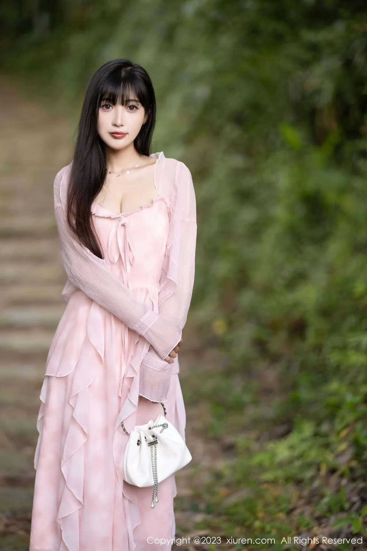 XiuRen 秀人 No.7263  林星阑 诱人粉色丝袜安吉旅拍3 - 4