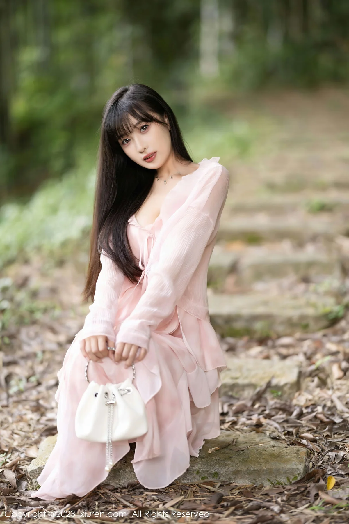 XiuRen 秀人 No.7263  林星阑 诱人粉色丝袜安吉旅拍3 - 5