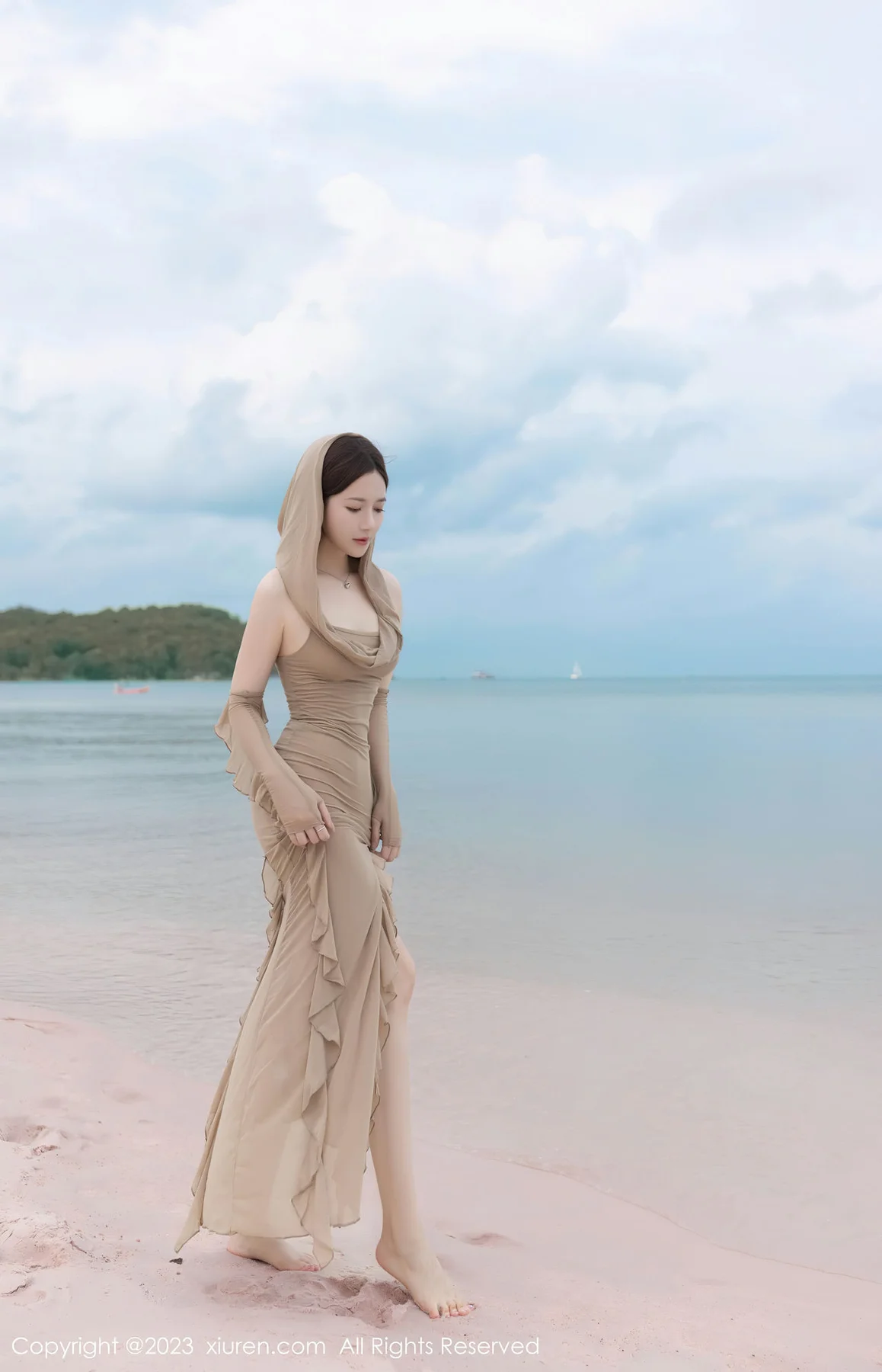 XiuRen 秀人 No.7288  鱼子酱Fish 沙滩场景拍摄性感写真22 - 1