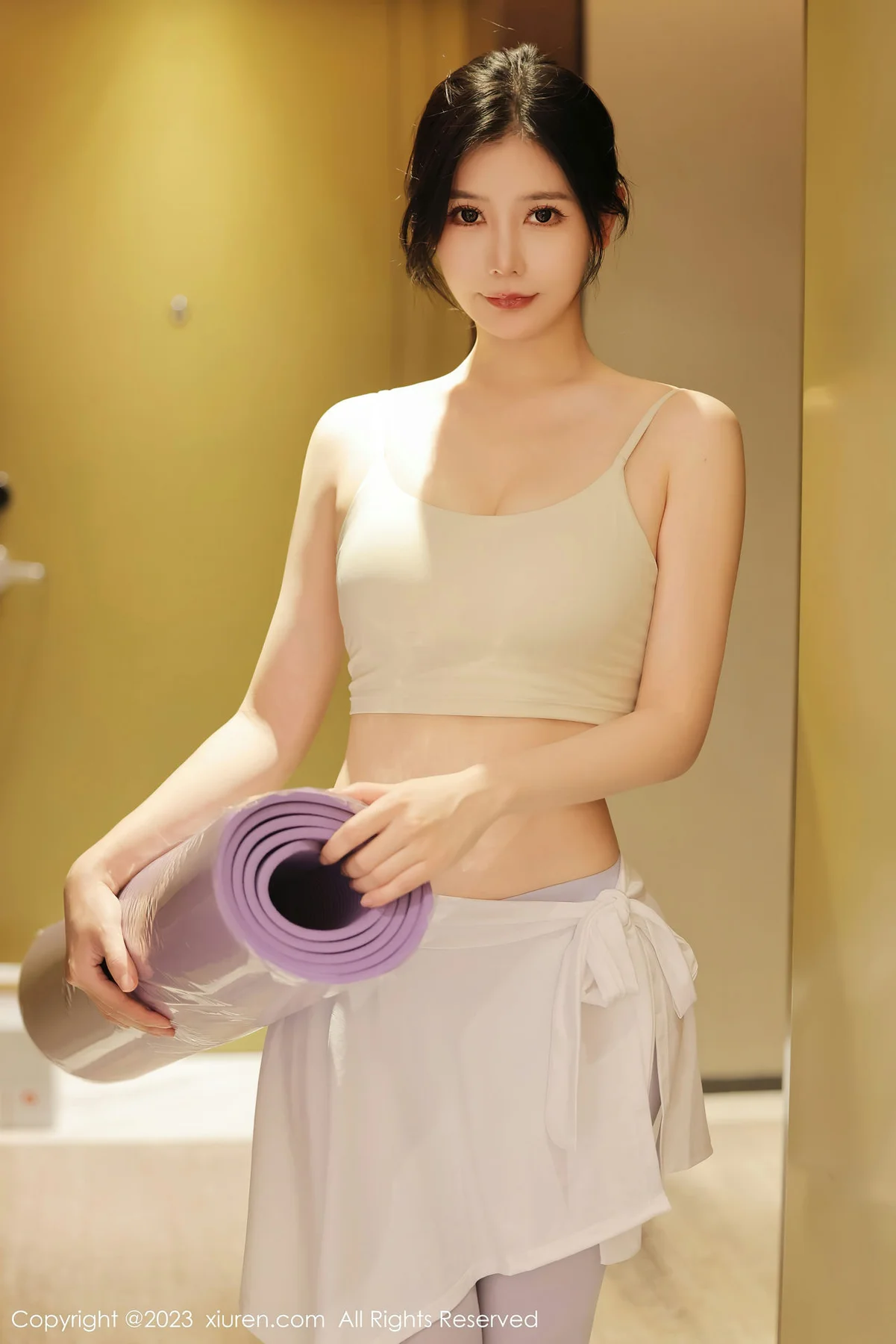 XiuRen 秀人 No.7294  尹甜甜 浅色瑜伽服饰广州旅拍1 - 1
