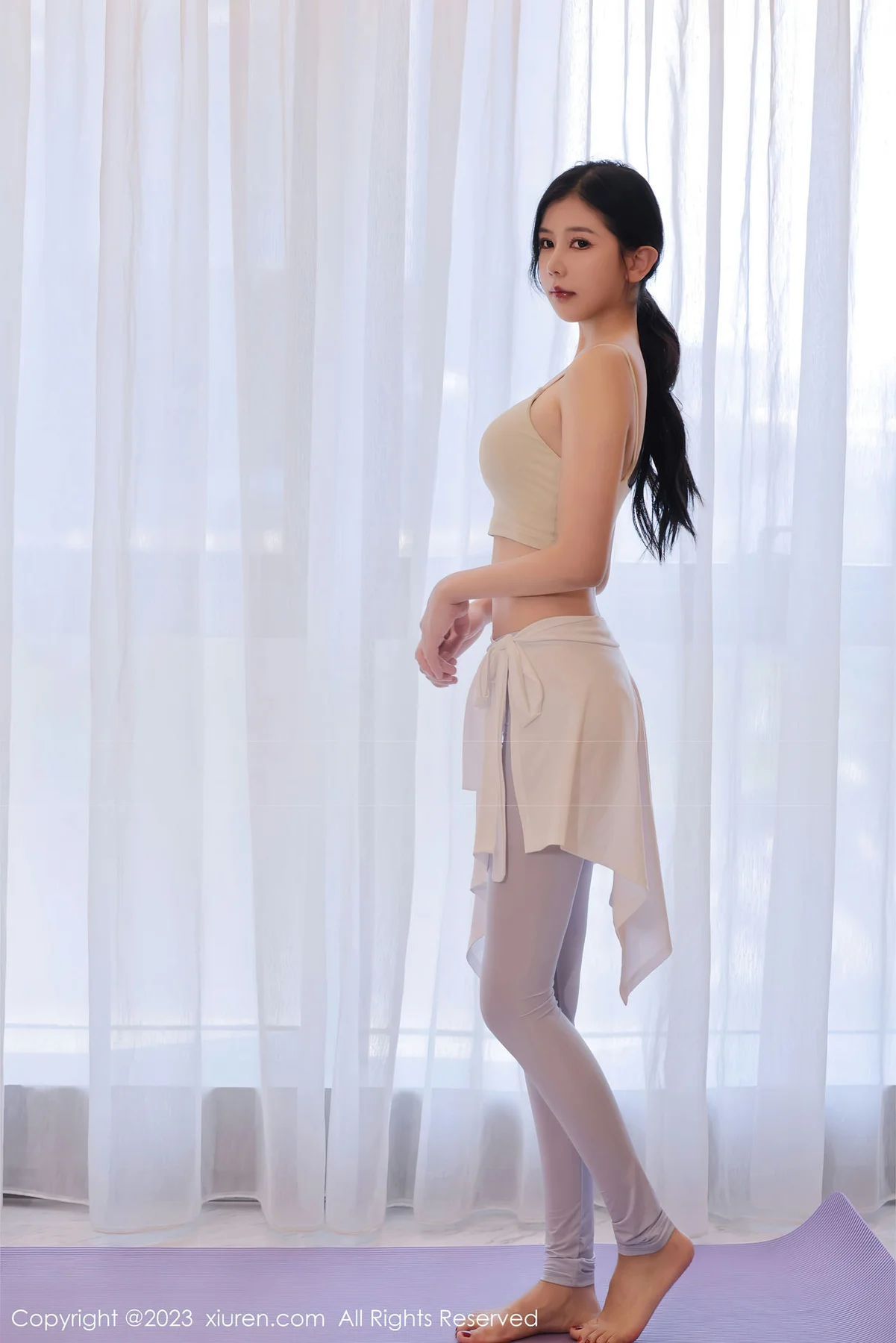 XiuRen 秀人 No.7294  尹甜甜 浅色瑜伽服饰广州旅拍1 - 3