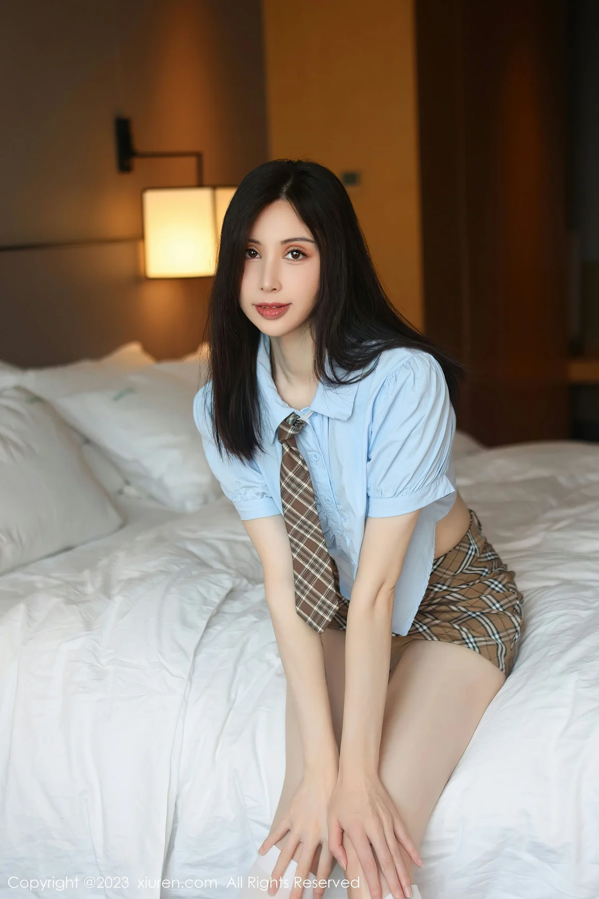 XiuRen 秀人 No.7306  曼柔 诱人白色丝袜性感写真3 - 7