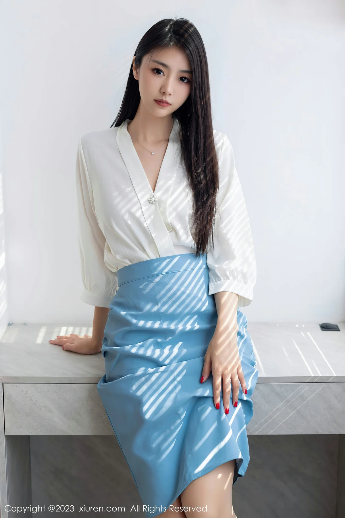 XiuRen 秀人 No.7314  可樂Vicky 娇柔丰满性感写真2 - 1