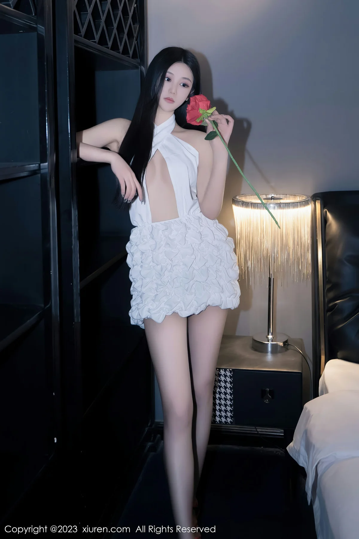 XiuRen 秀人 No.7319  桐桐 剔透雪峰性感写真 - 10