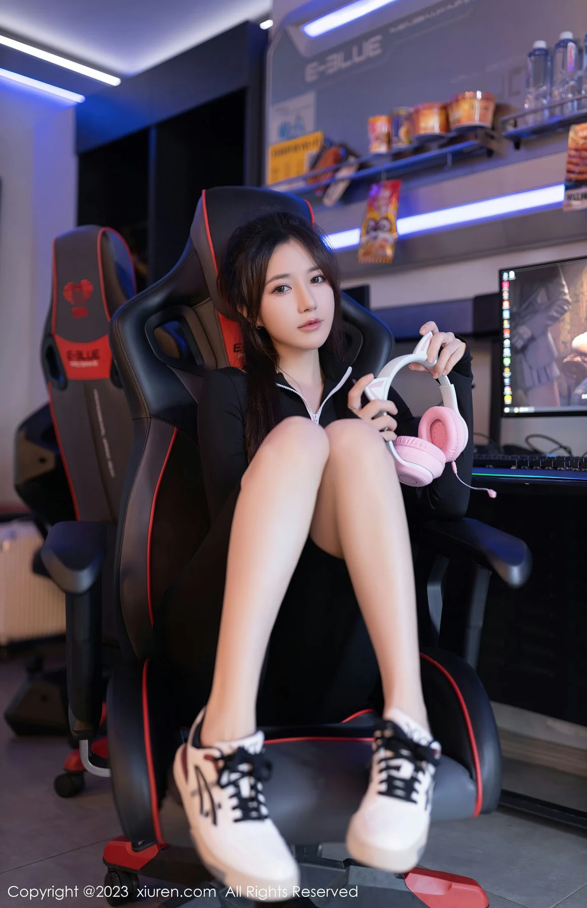 XiuRen 秀人 No.7361  鱼子酱Fish 电竞女孩性感写真1 - 3