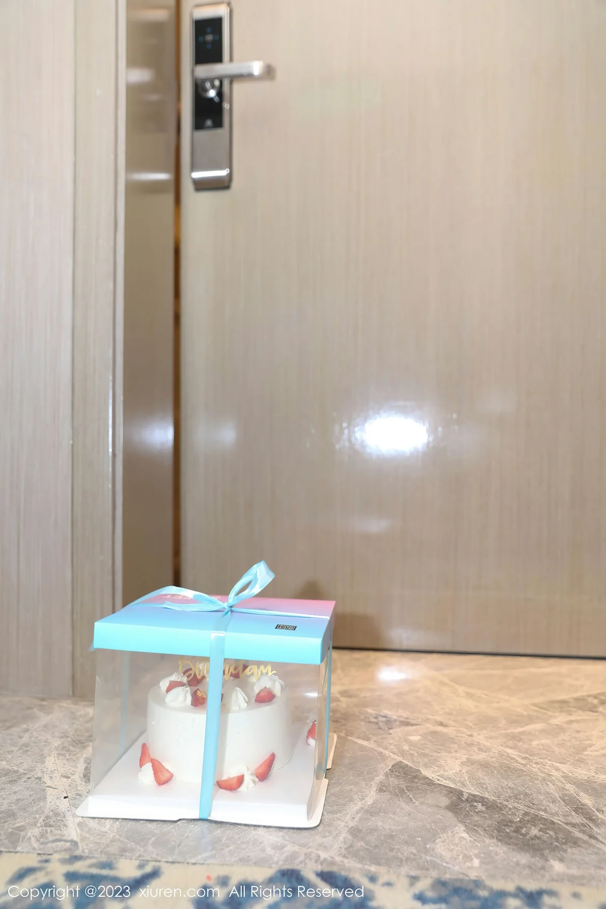 XiuRen 秀人 No.7366  江真真 粉白色围裙性感写真3 - 2