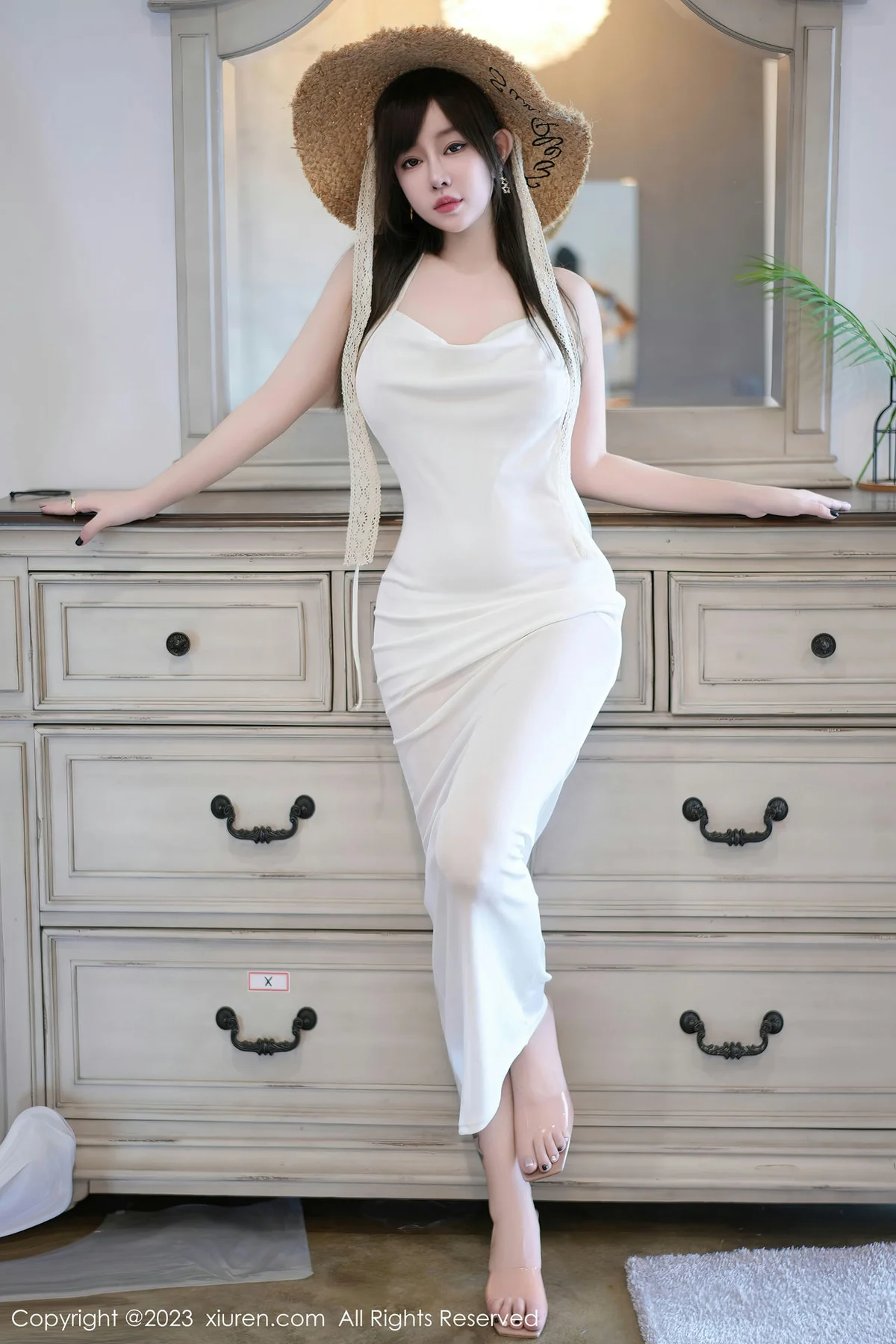 XiuRen 秀人 No.7395  王雨纯 露肩连衣长裙济州岛旅拍1 - 2