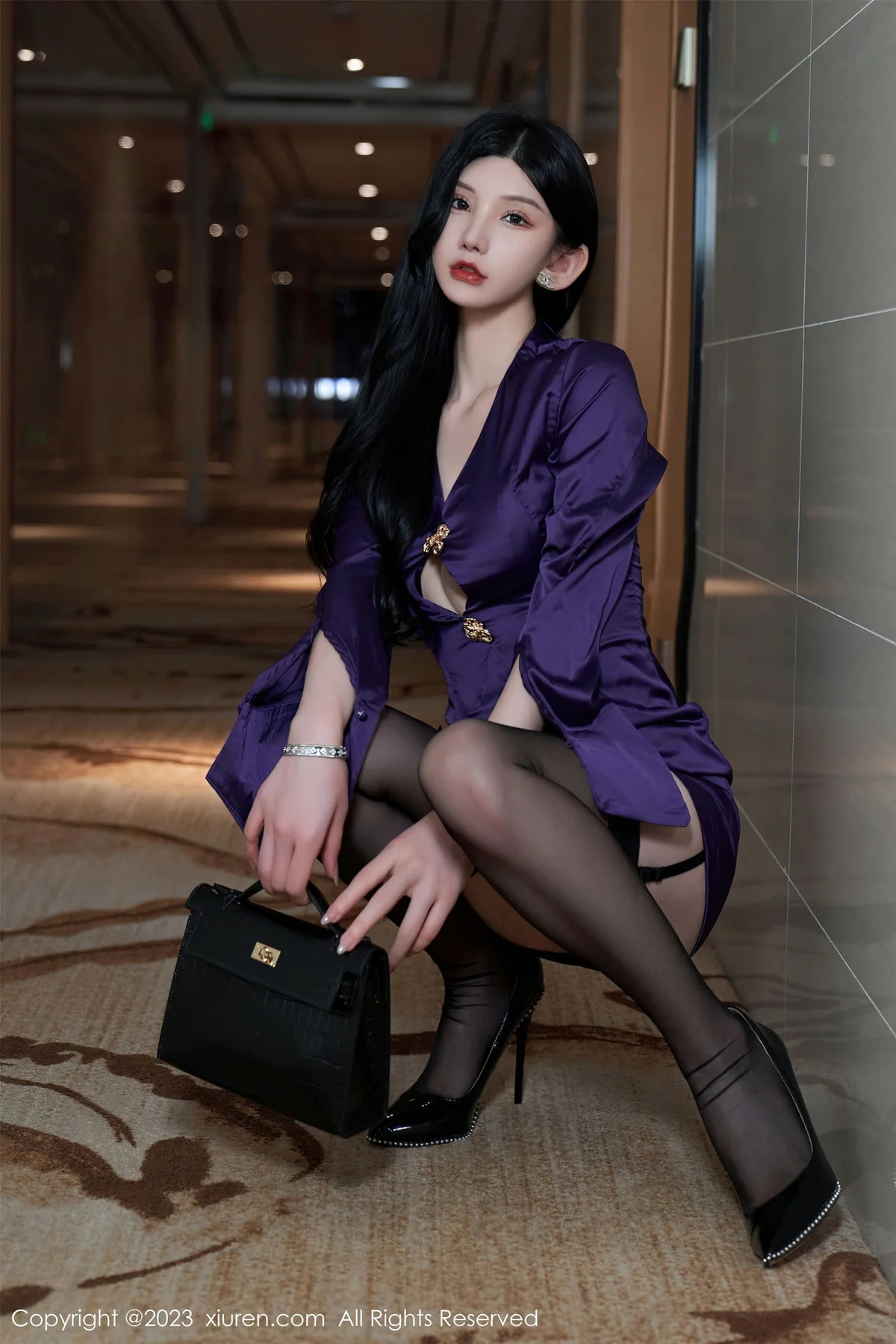 XiuRen 秀人 No.7398  周于希Sally 主题《老公说，紫色很有韵味》厦门旅拍11 - 4