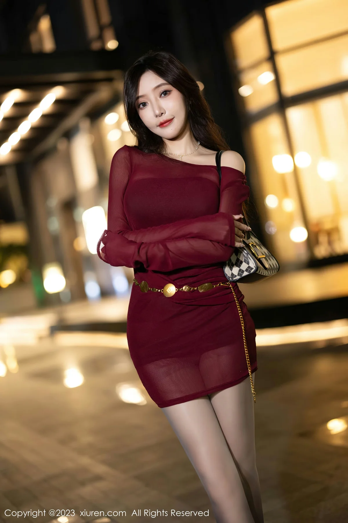 XiuRen 秀人 No.7400  王馨瑶yanni 黑色情趣内衣安吉旅拍1 - 2