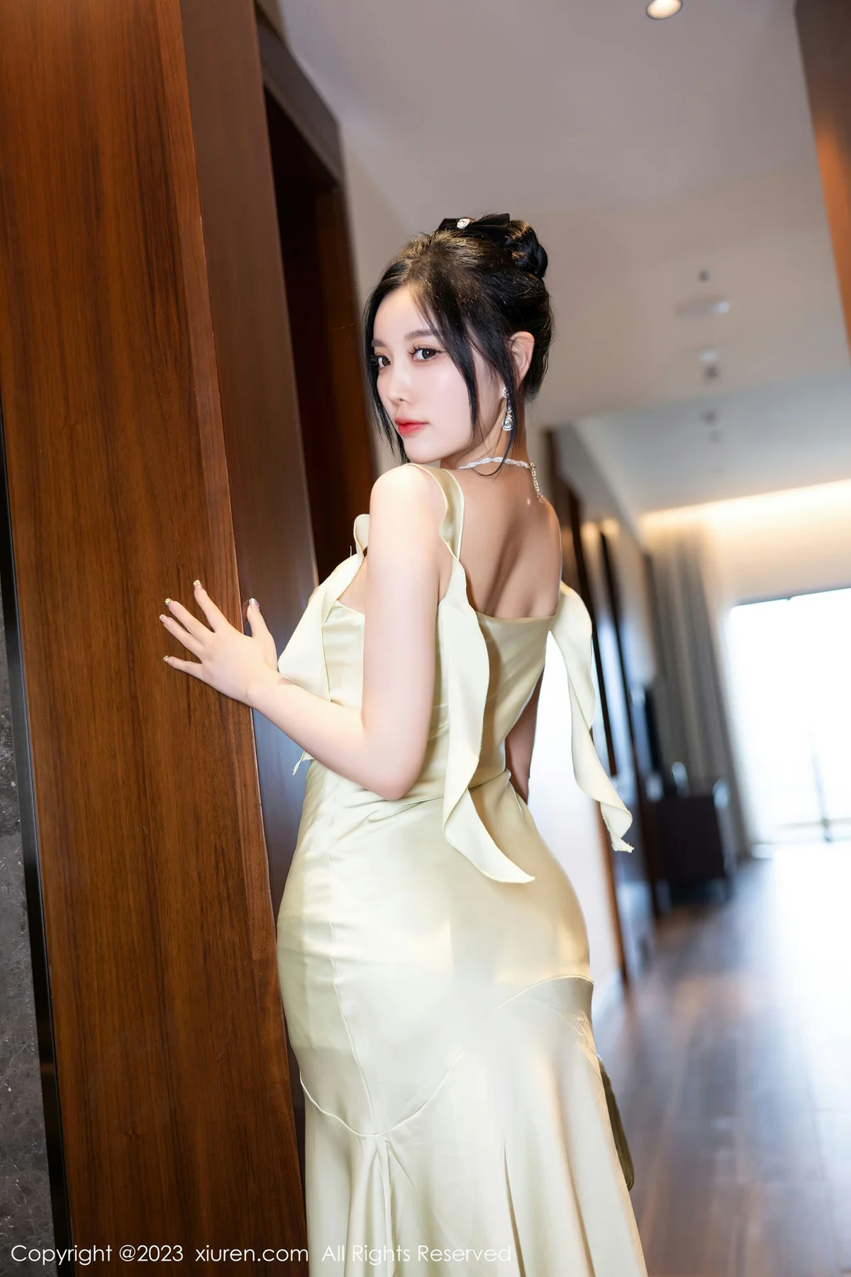 XiuRen 秀人 No.7410  杨晨晨Yome 薄纱情趣旗袍浙江安吉旅拍 - 3