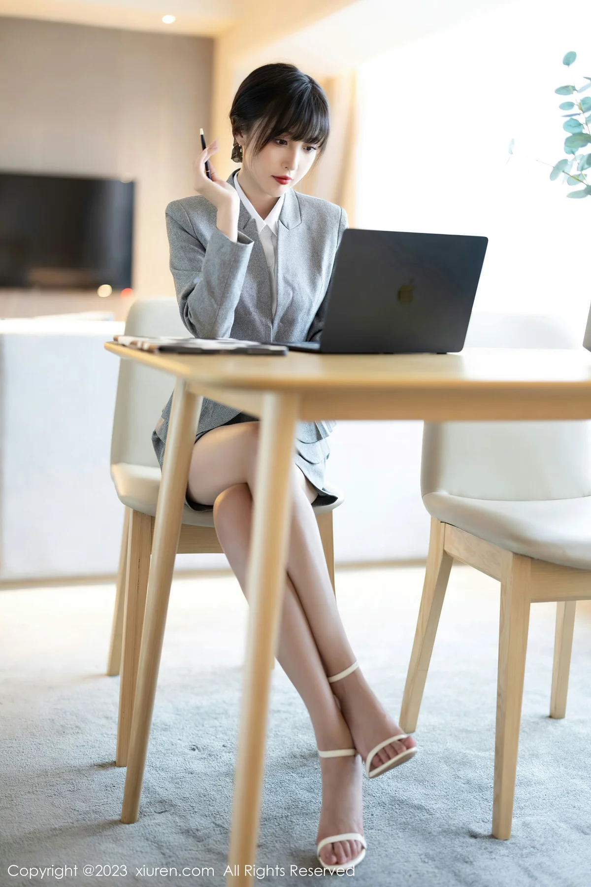 XiuRen 秀人 No.7422  林星阑 灰色OL安吉旅拍22 - 9