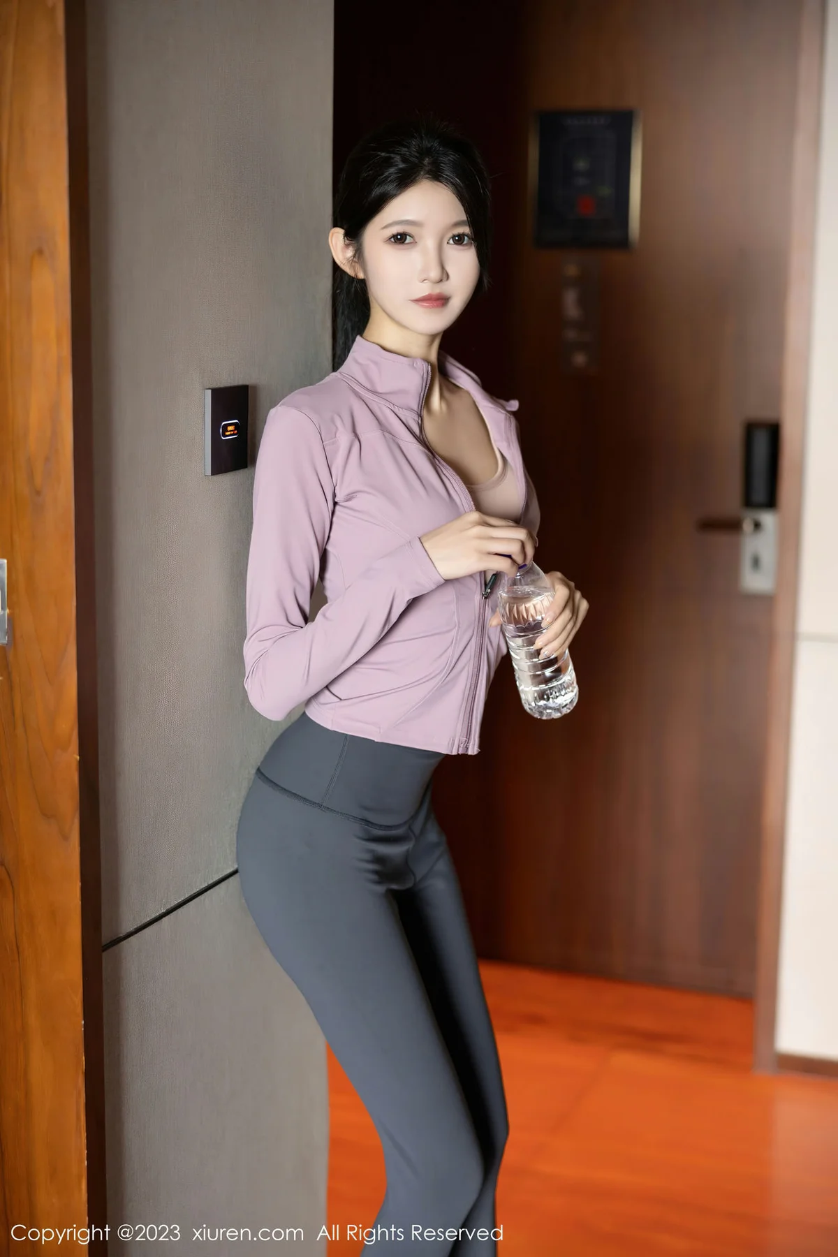 XiuRen 秀人 No.7438 程程程- 健身场所场景性感写真1 - 6