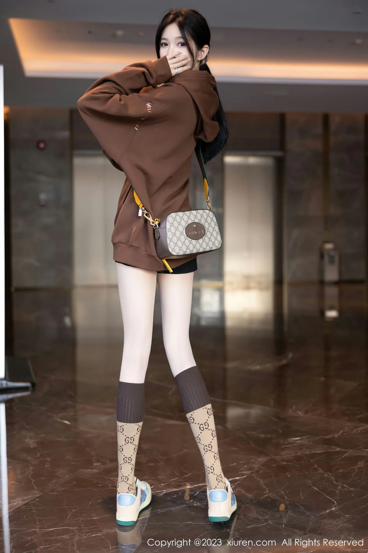 XiuRen 秀人 No.7488  程程程- 咖啡色卫衣性感写真1 - 9