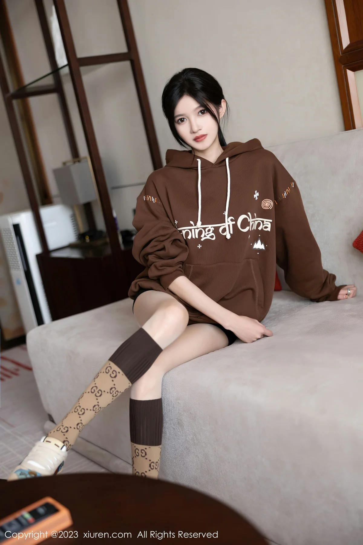 XiuRen 秀人 No.7488  程程程- 咖啡色卫衣性感写真1 - 10