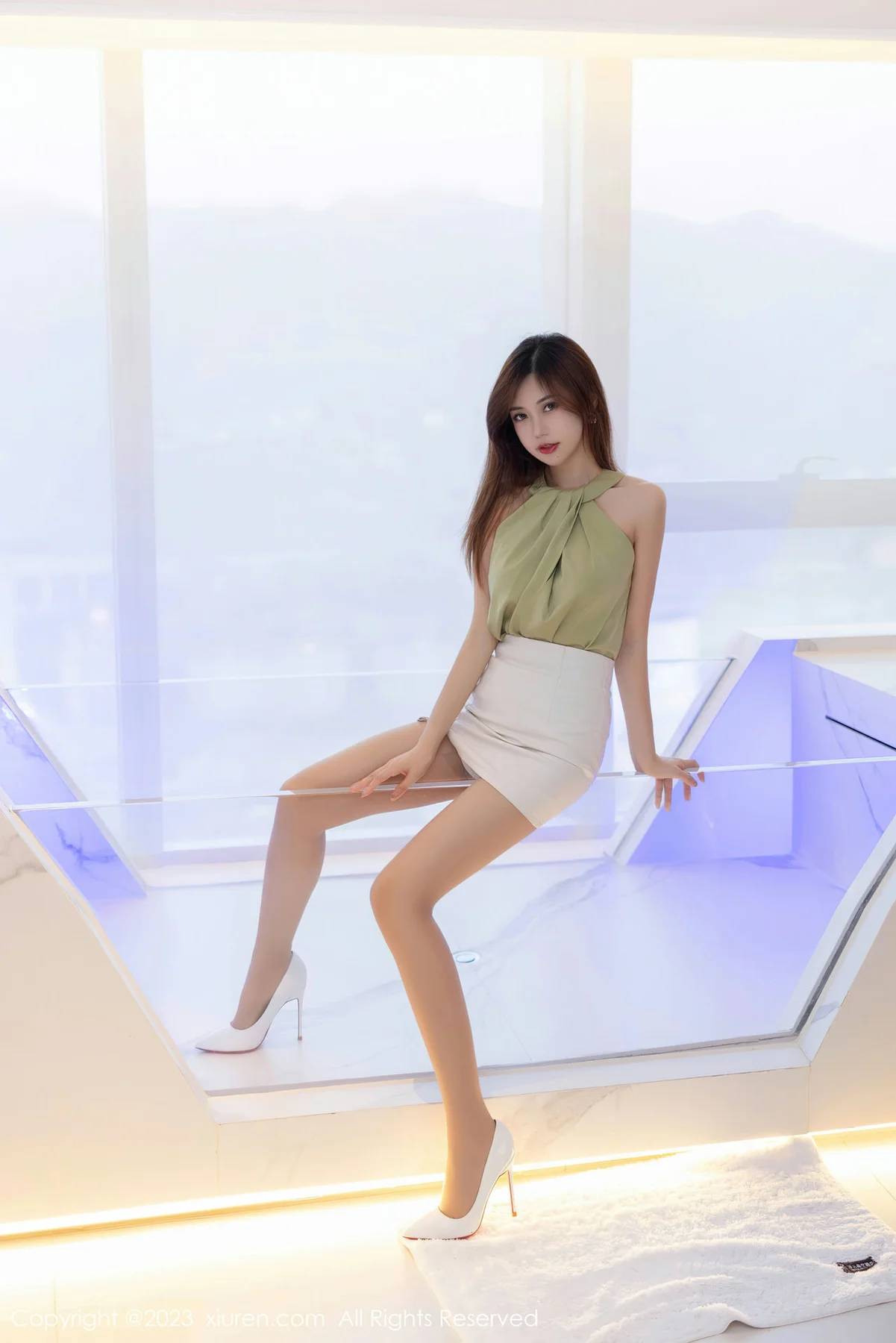 XiuRen 秀人 No.7503  绮里嘉ula 黑色情趣内衣性感写真1 - 8