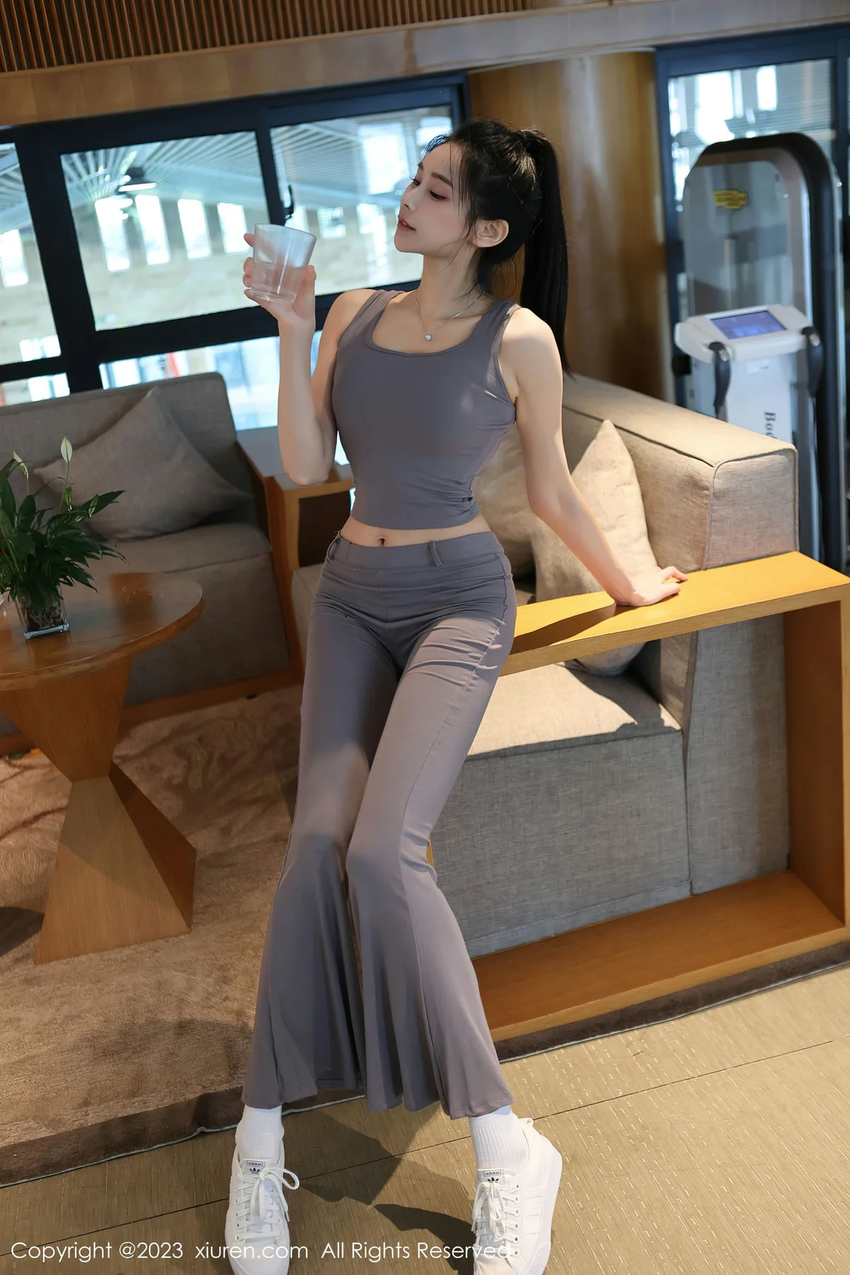 XiuRen 秀人 No.7512  草莓mm 灰色运动服饰性感写真33 - 1