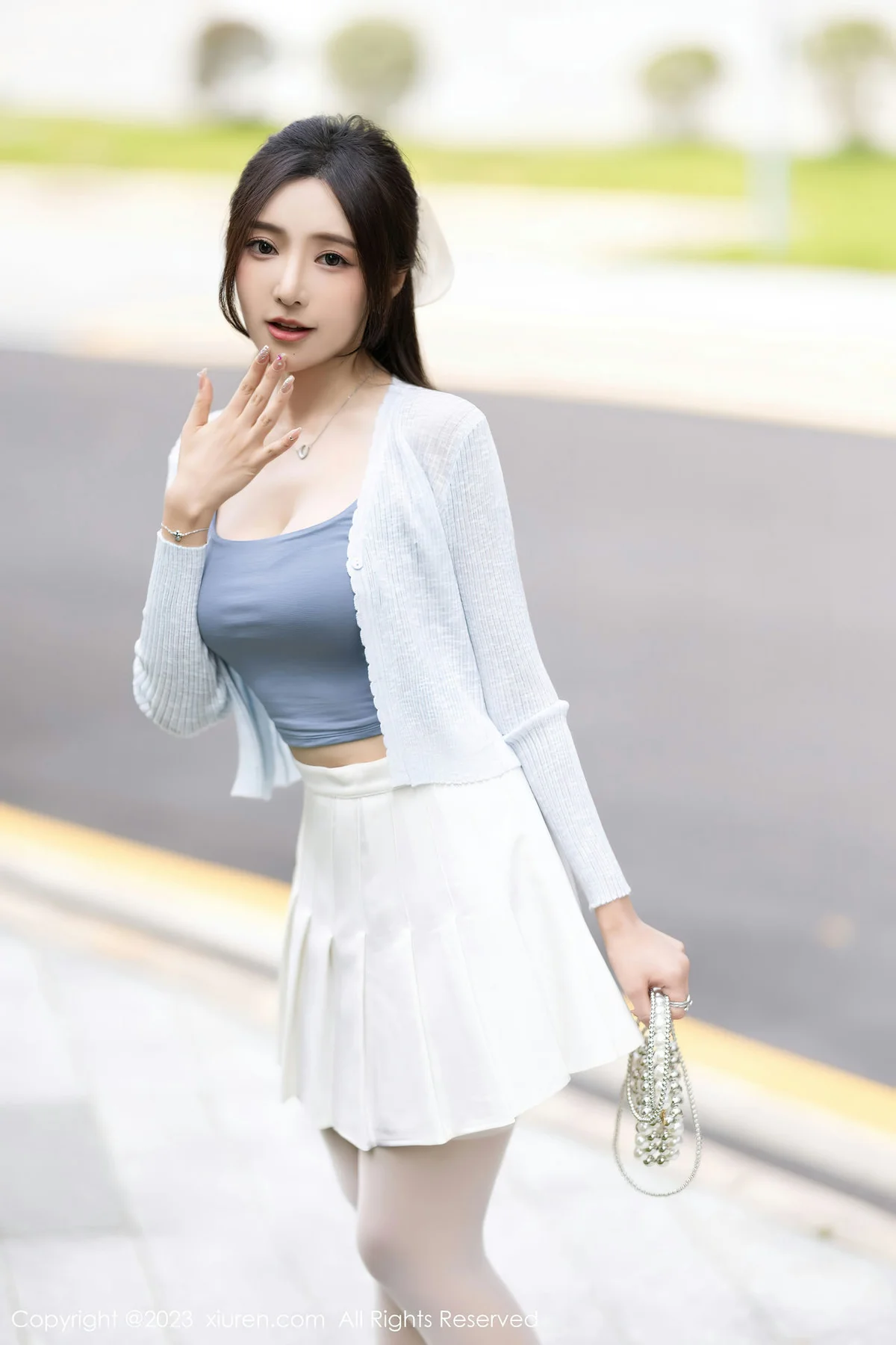 XiuRen 秀人 No.7515  王馨瑶yanni 诱人白色丝袜安吉旅拍11 - 3