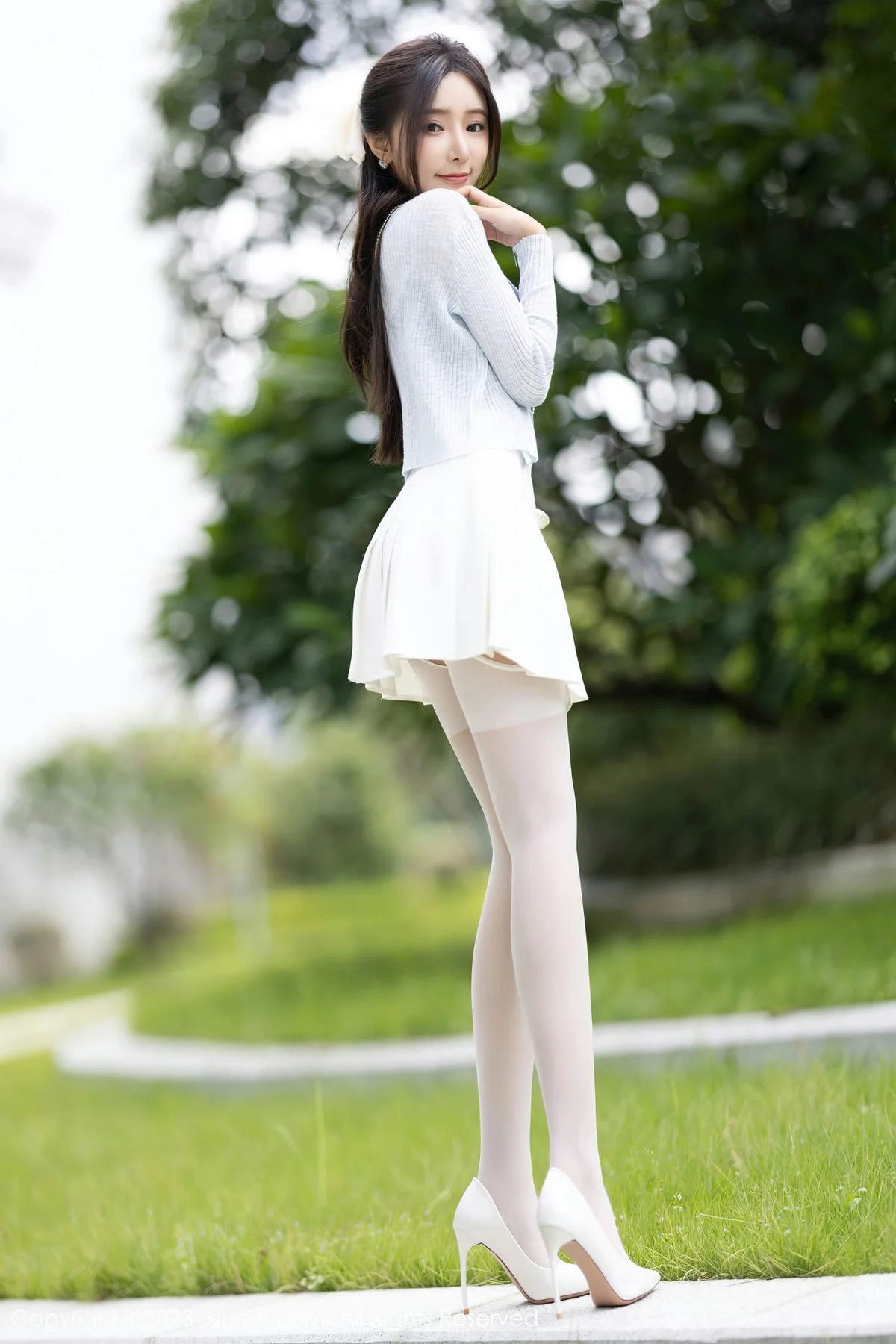 XiuRen 秀人 No.7515  王馨瑶yanni 诱人白色丝袜安吉旅拍11 - 1