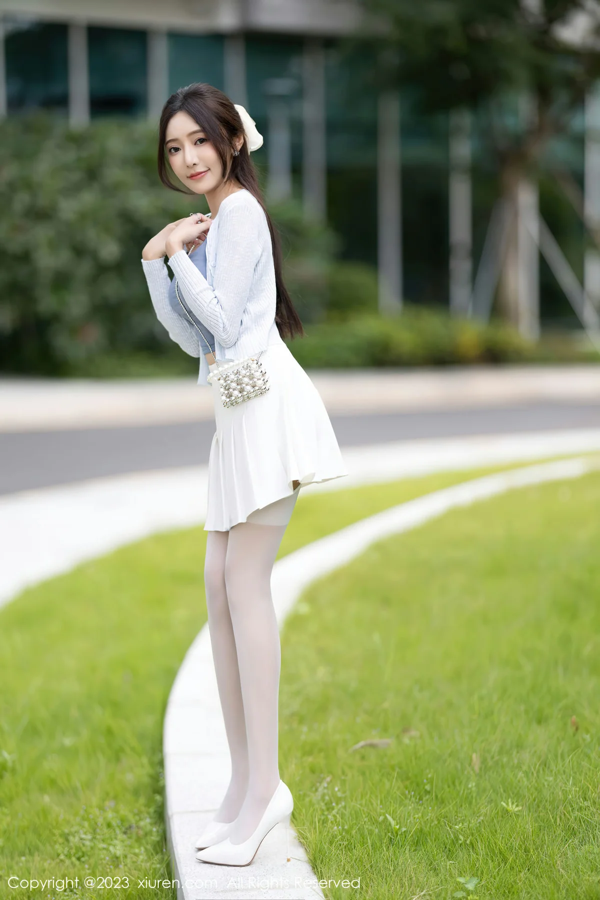 XiuRen 秀人 No.7515  王馨瑶yanni 诱人白色丝袜安吉旅拍11 - 2